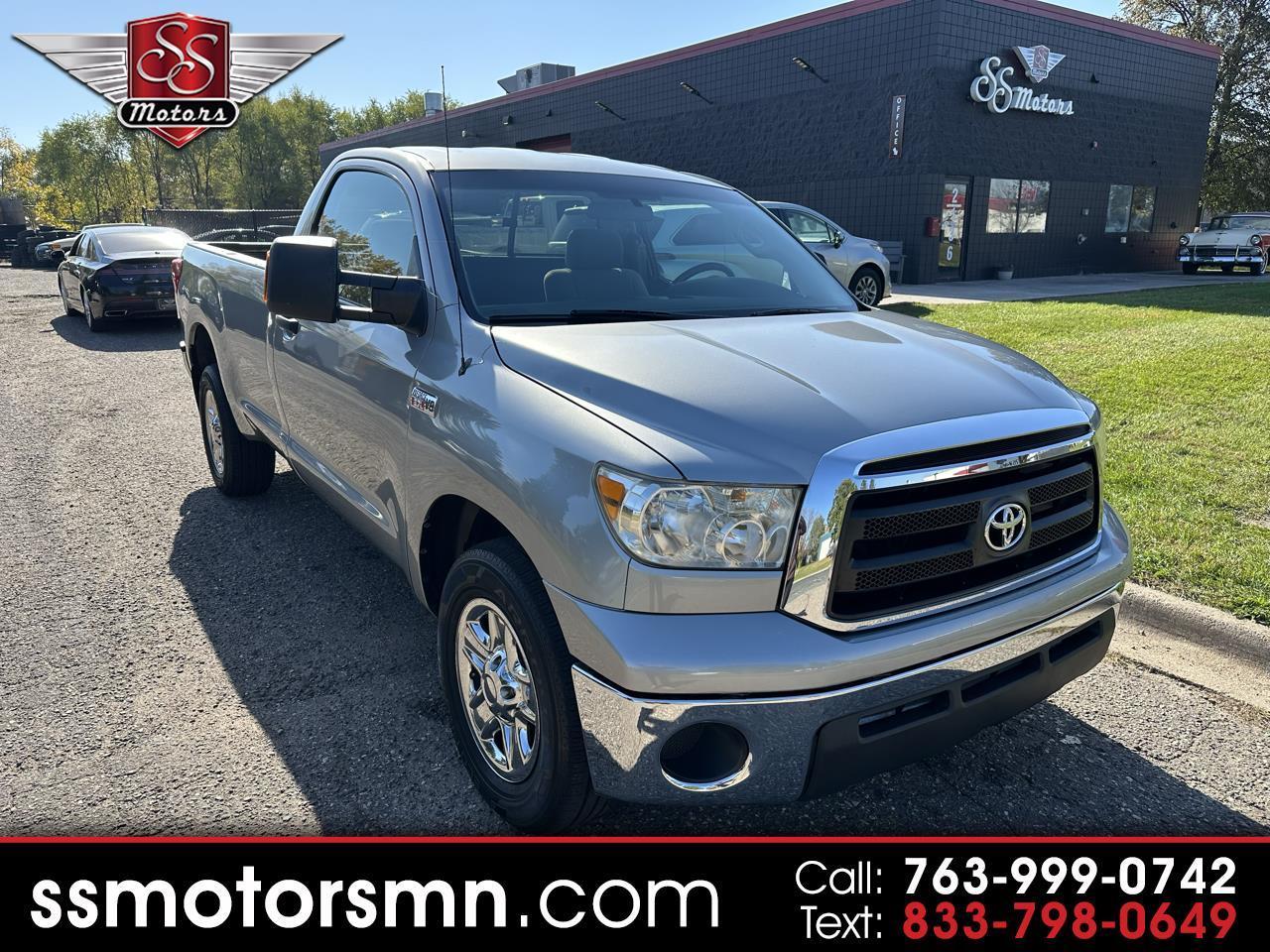 Toyota Tundra Tundra-Grade 5.7L Long Bed 4WD 2010