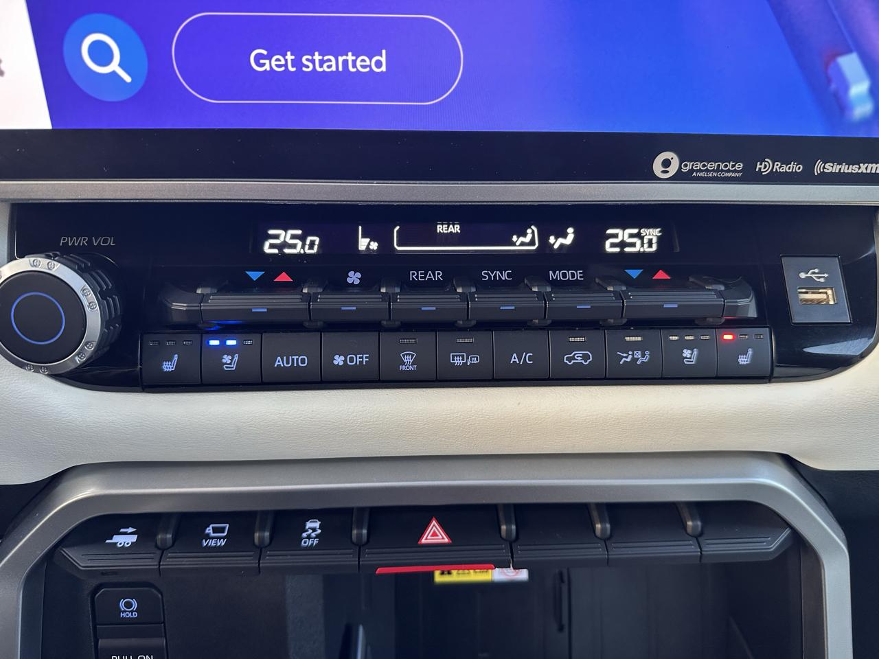 Toyota Sequoia  2023