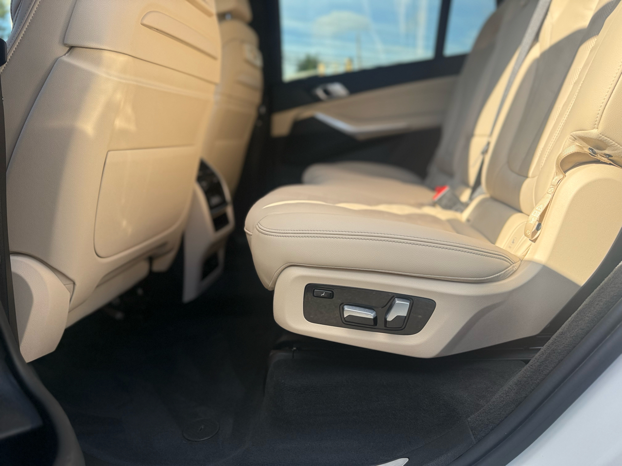 BMW X7 xDrive40i Sports Activity Vehicle 2022 BMW X7 xDrive40i Sports Activity Vehicle 2022