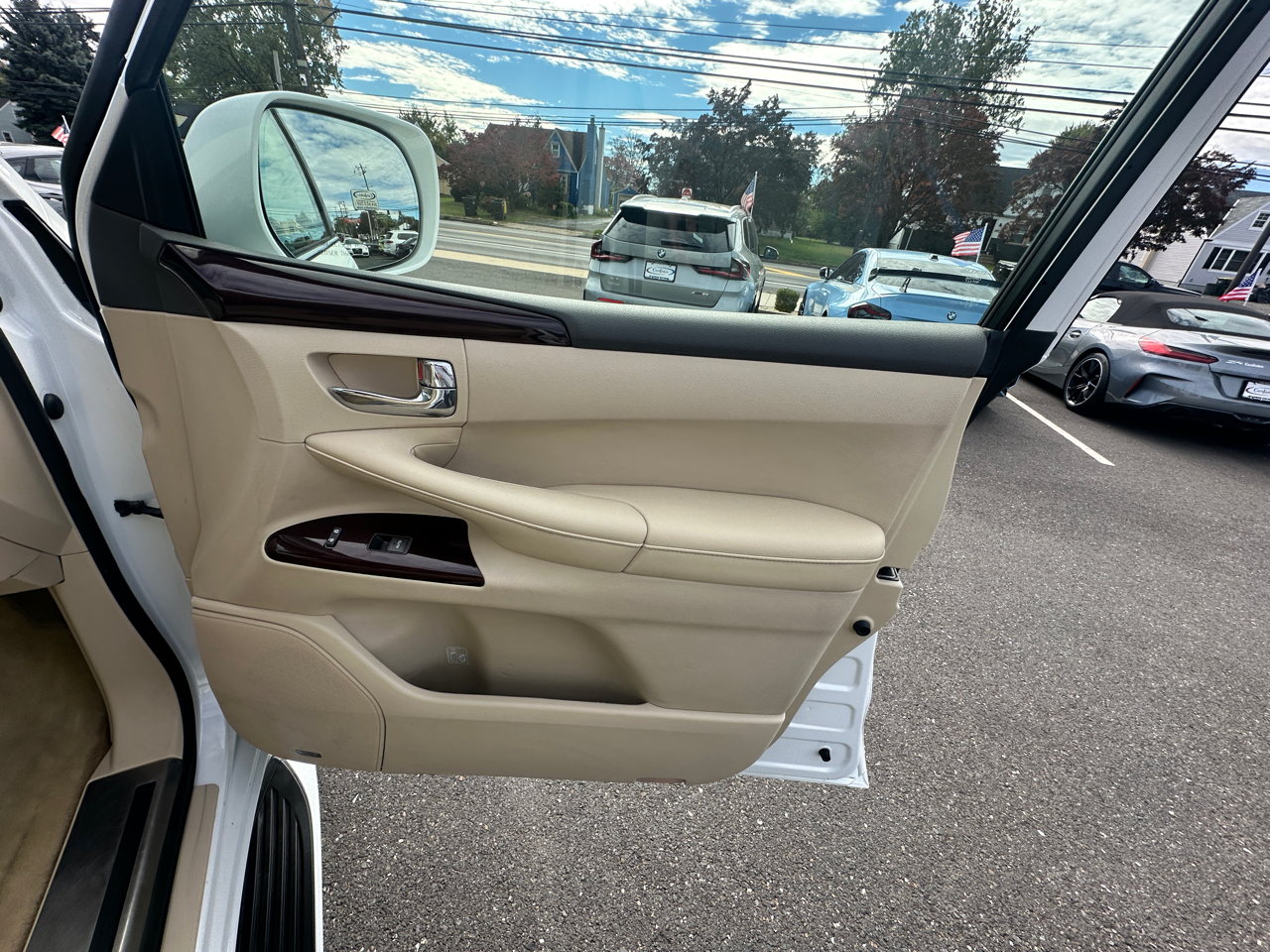 Lexus LX 570 4WD 4dr 2014 Lexus LX 570 4WD 4dr 2014