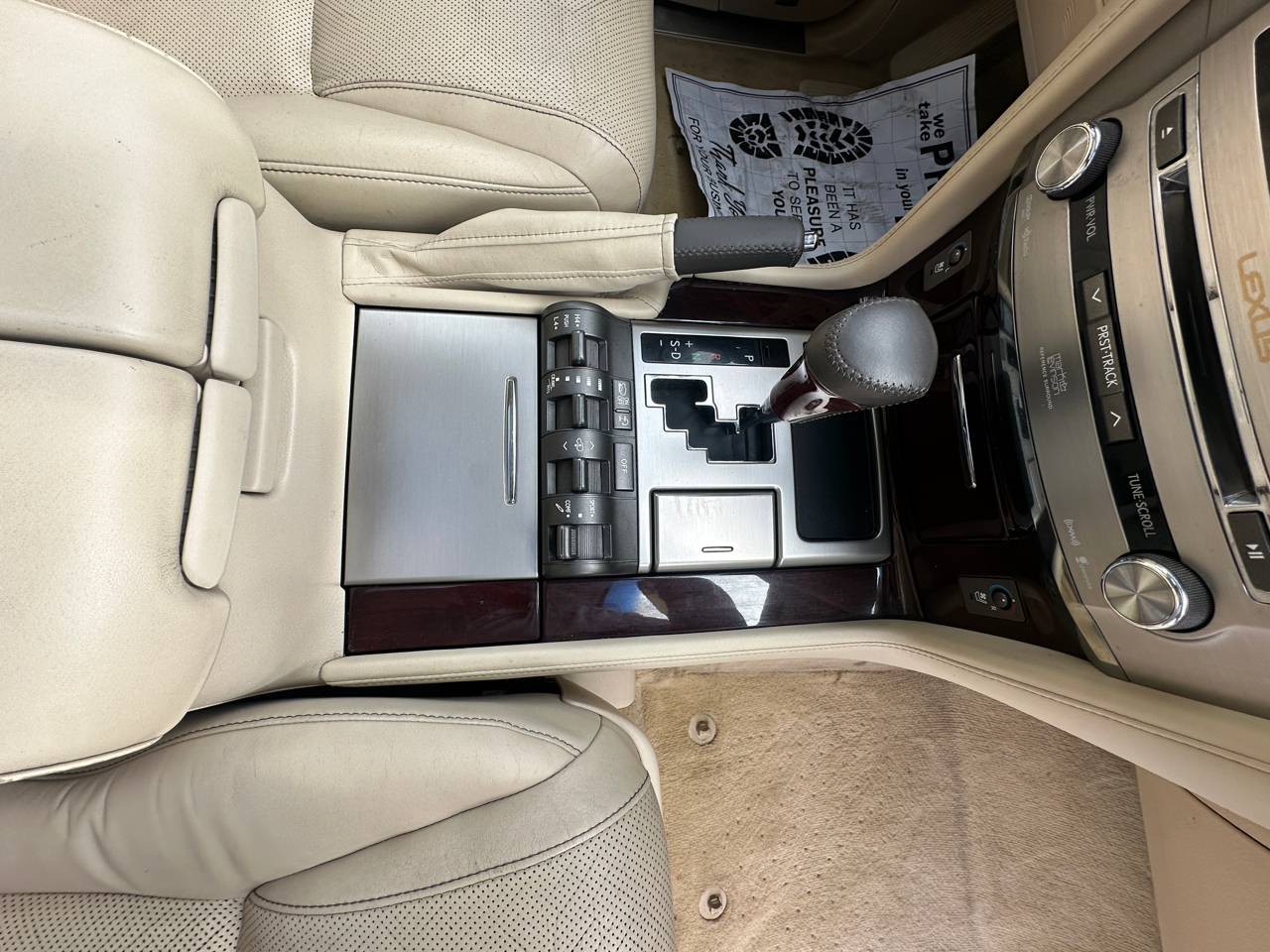 Lexus LX 570 4WD 4dr 2014 Lexus LX 570 4WD 4dr 2014