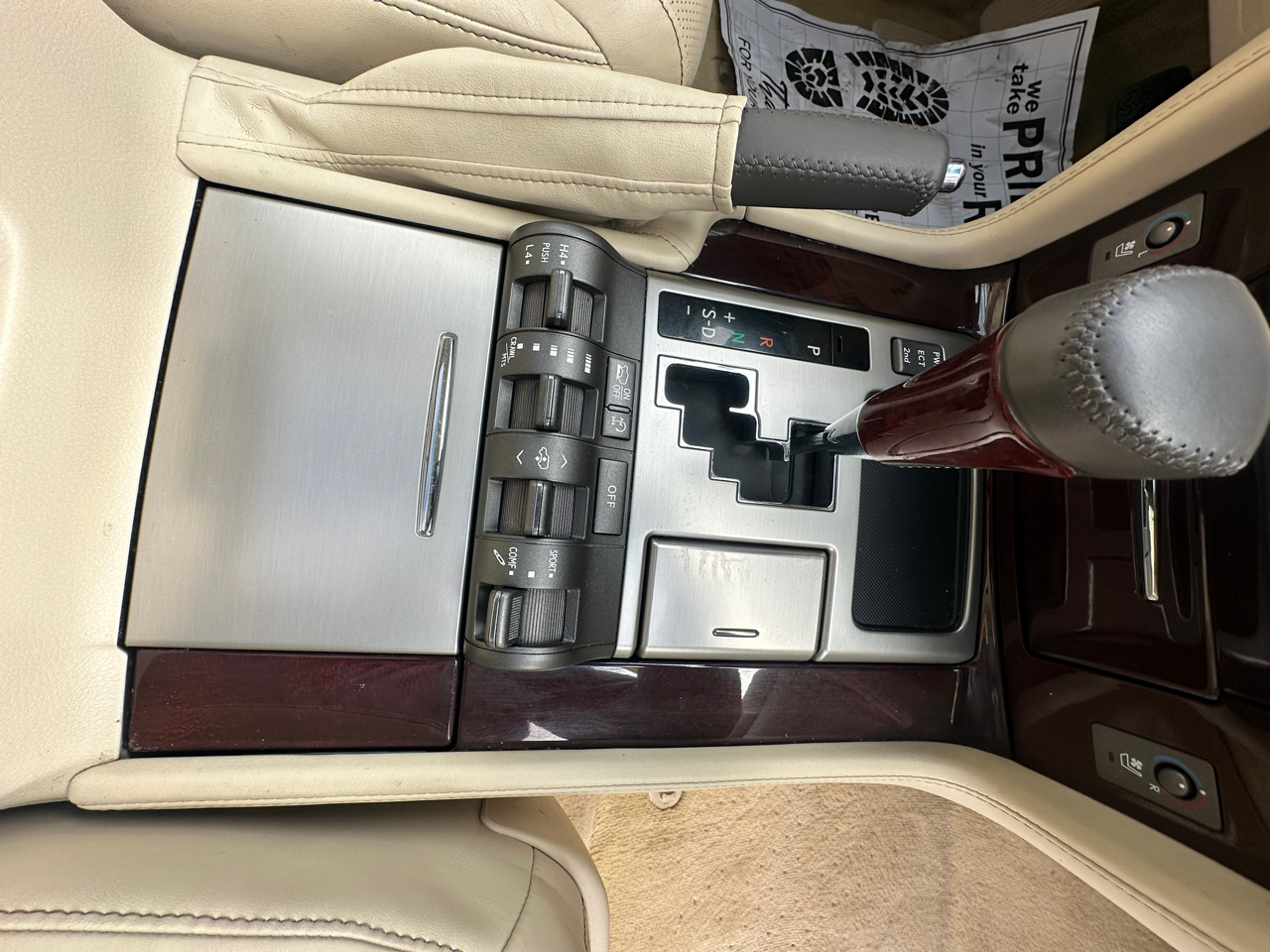 Lexus LX 570 4WD 4dr 2014 Lexus LX 570 4WD 4dr 2014