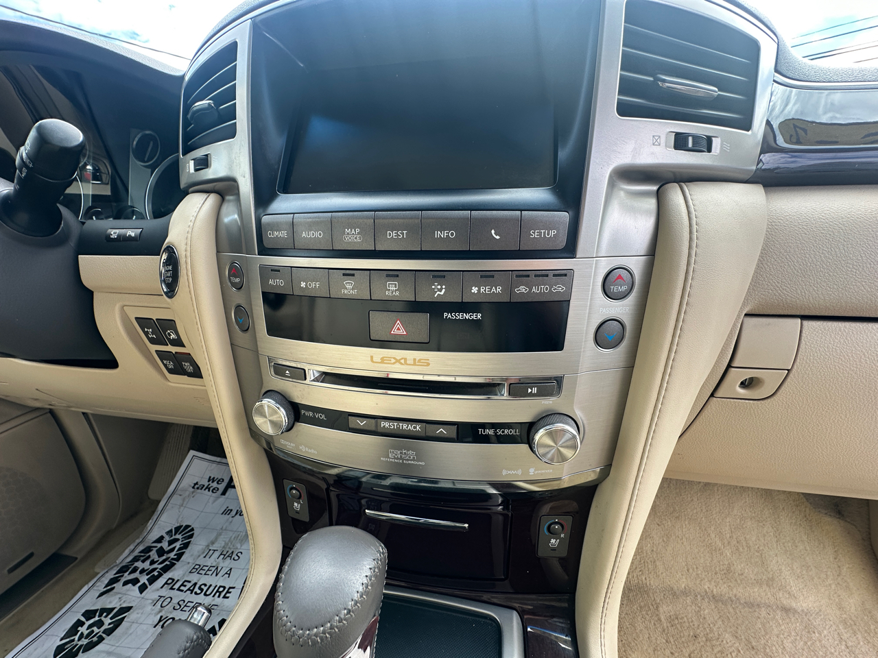 Lexus LX 570 4WD 4dr 2014 Lexus LX 570 4WD 4dr 2014