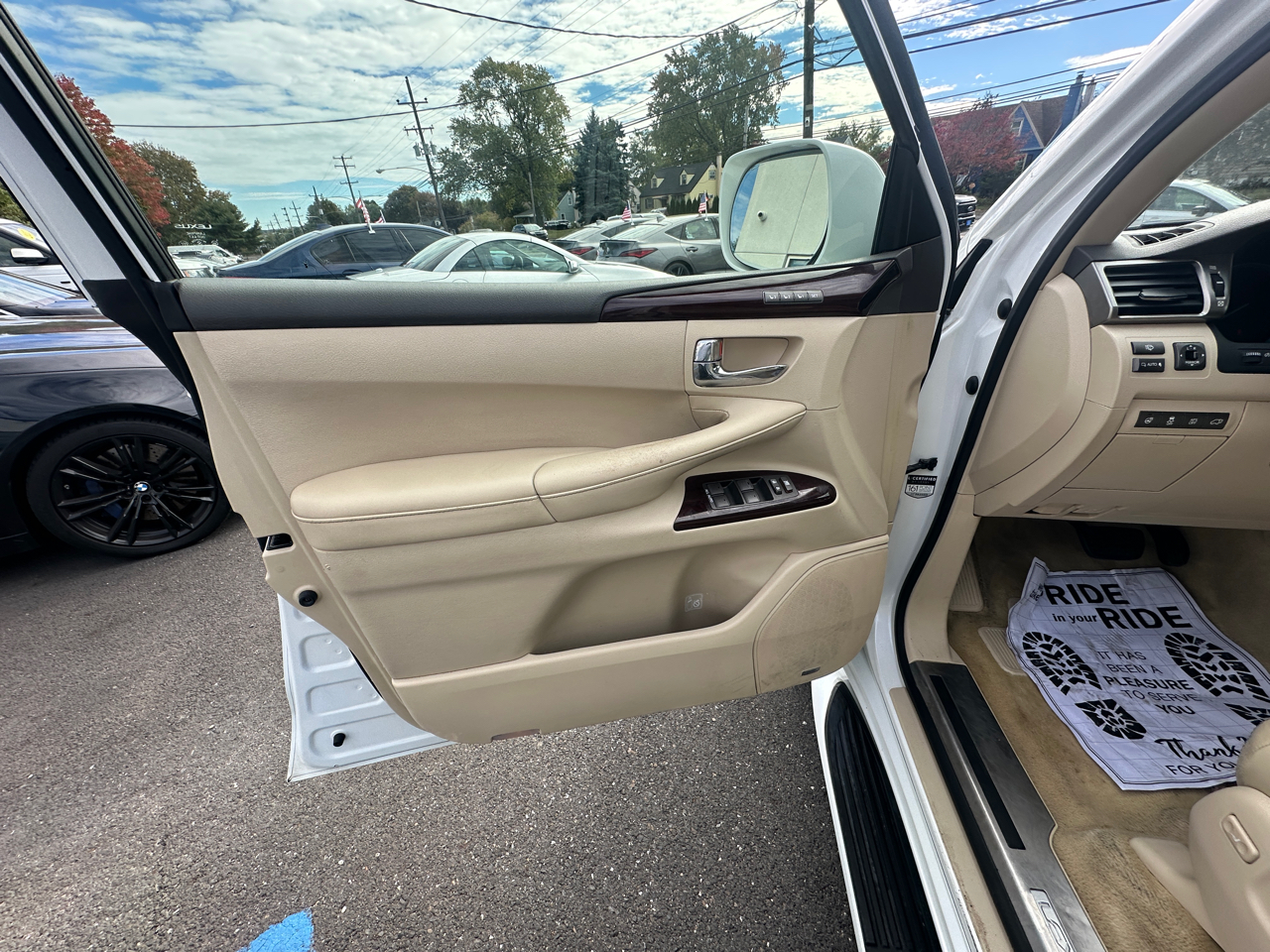 Lexus LX 570 4WD 4dr 2014 Lexus LX 570 4WD 4dr 2014
