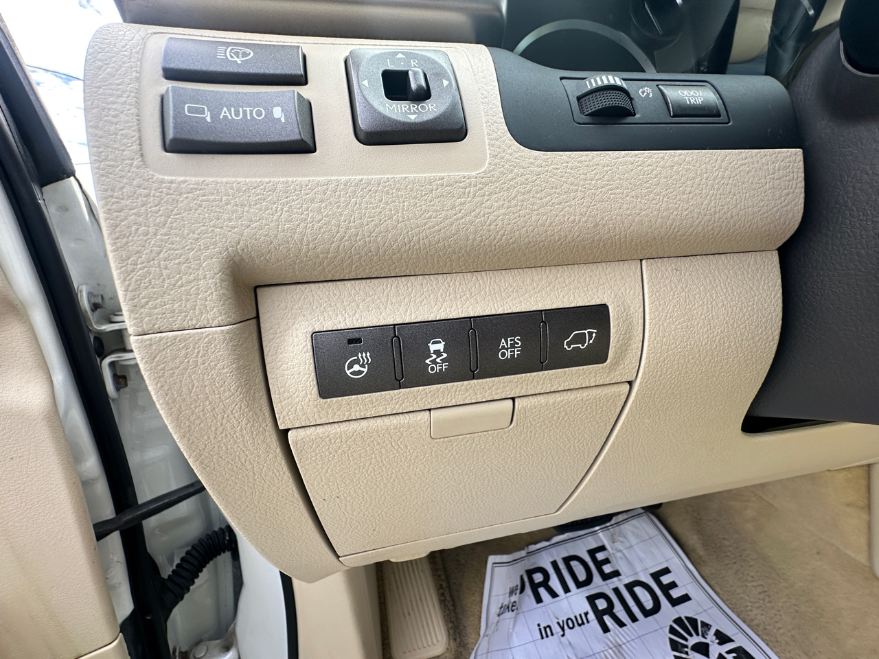 Lexus LX 570 4WD 4dr 2014 Lexus LX 570 4WD 4dr 2014