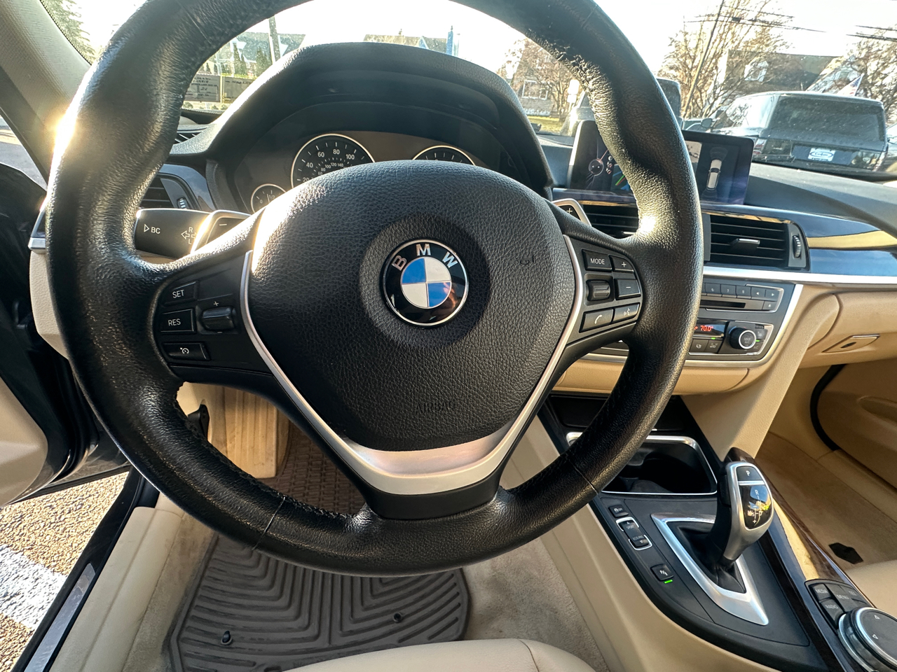 BMW 3 Series 4dr Sports Wgn 328i xDrive AWD 2015