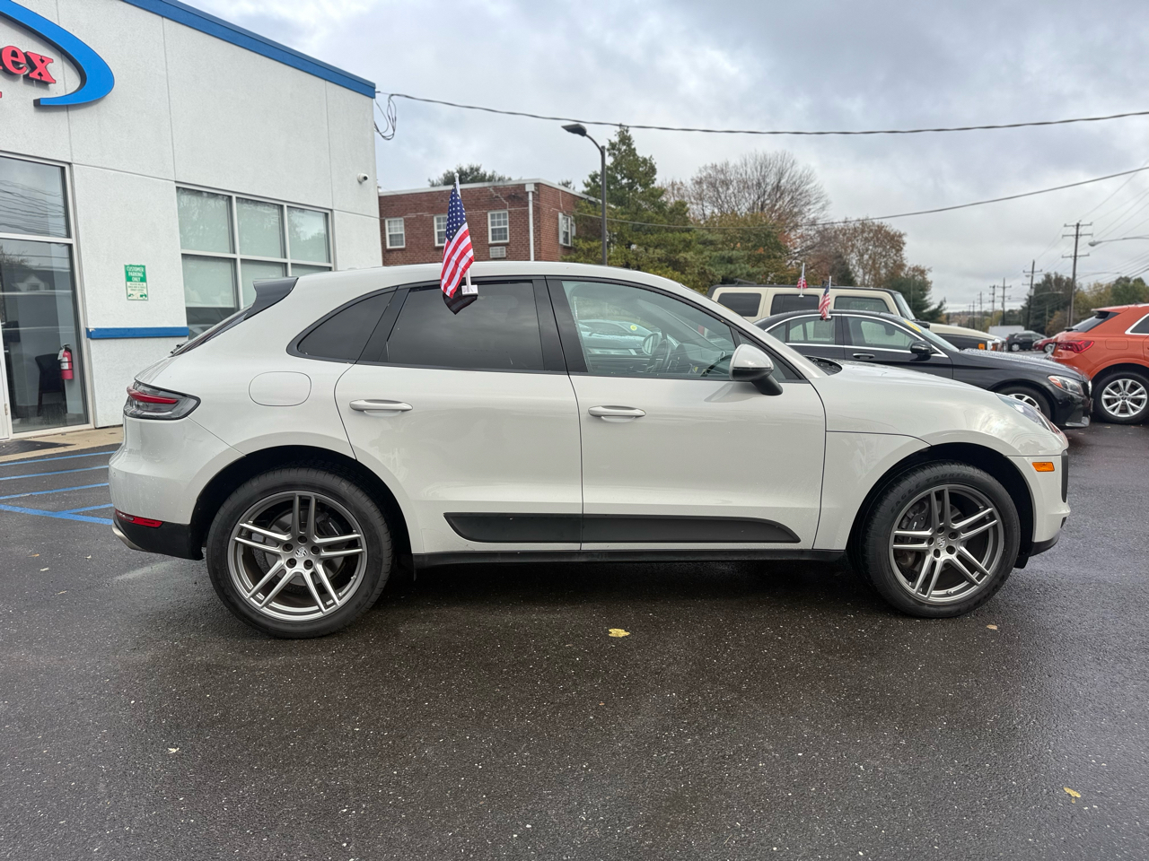 Porsche Macan AWD 2021 Porsche Macan AWD 2021