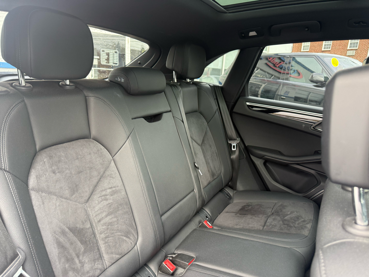 Porsche Macan AWD 2021 Porsche Macan AWD 2021