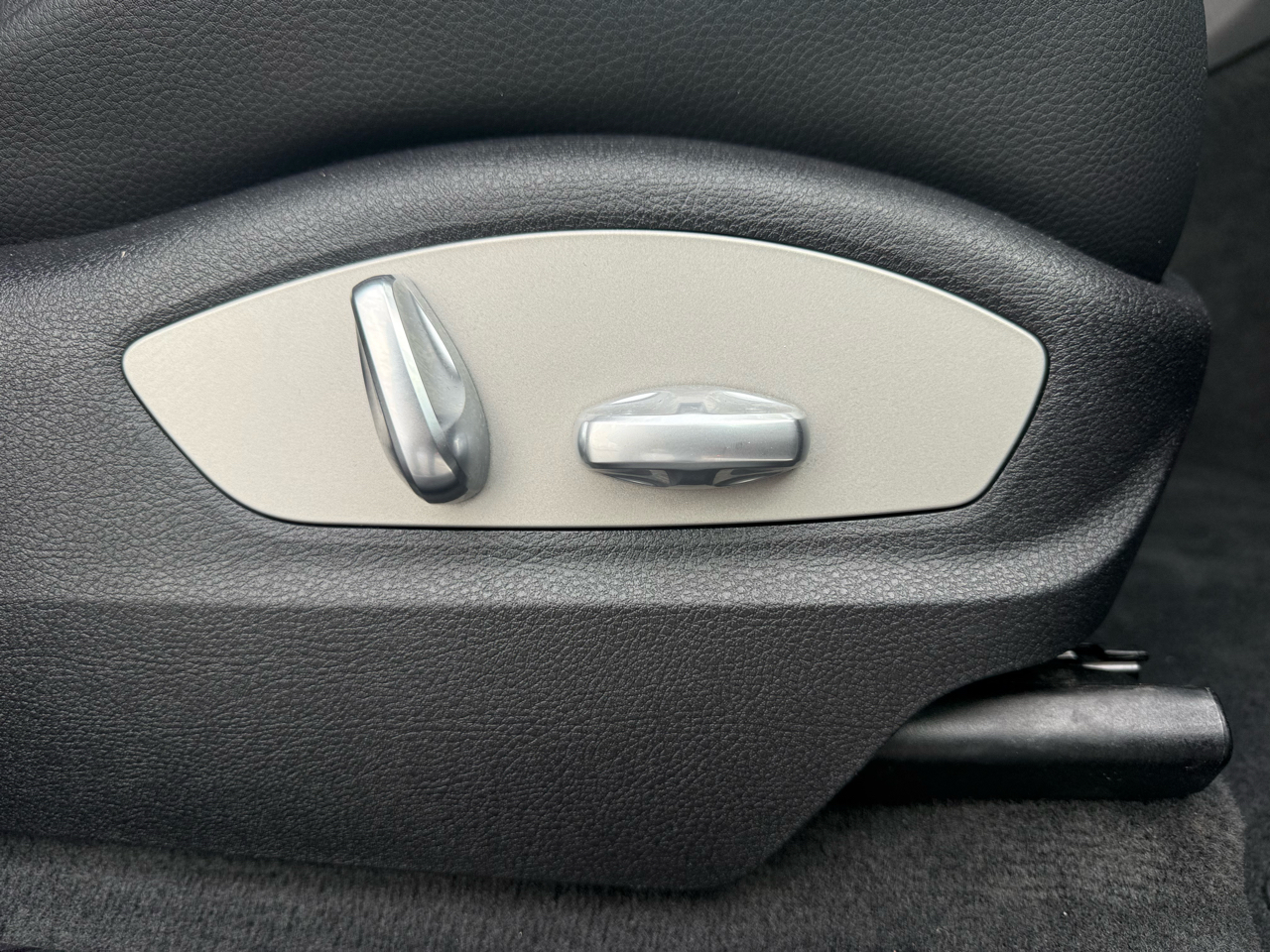 Porsche Macan AWD 2021 Porsche Macan AWD 2021