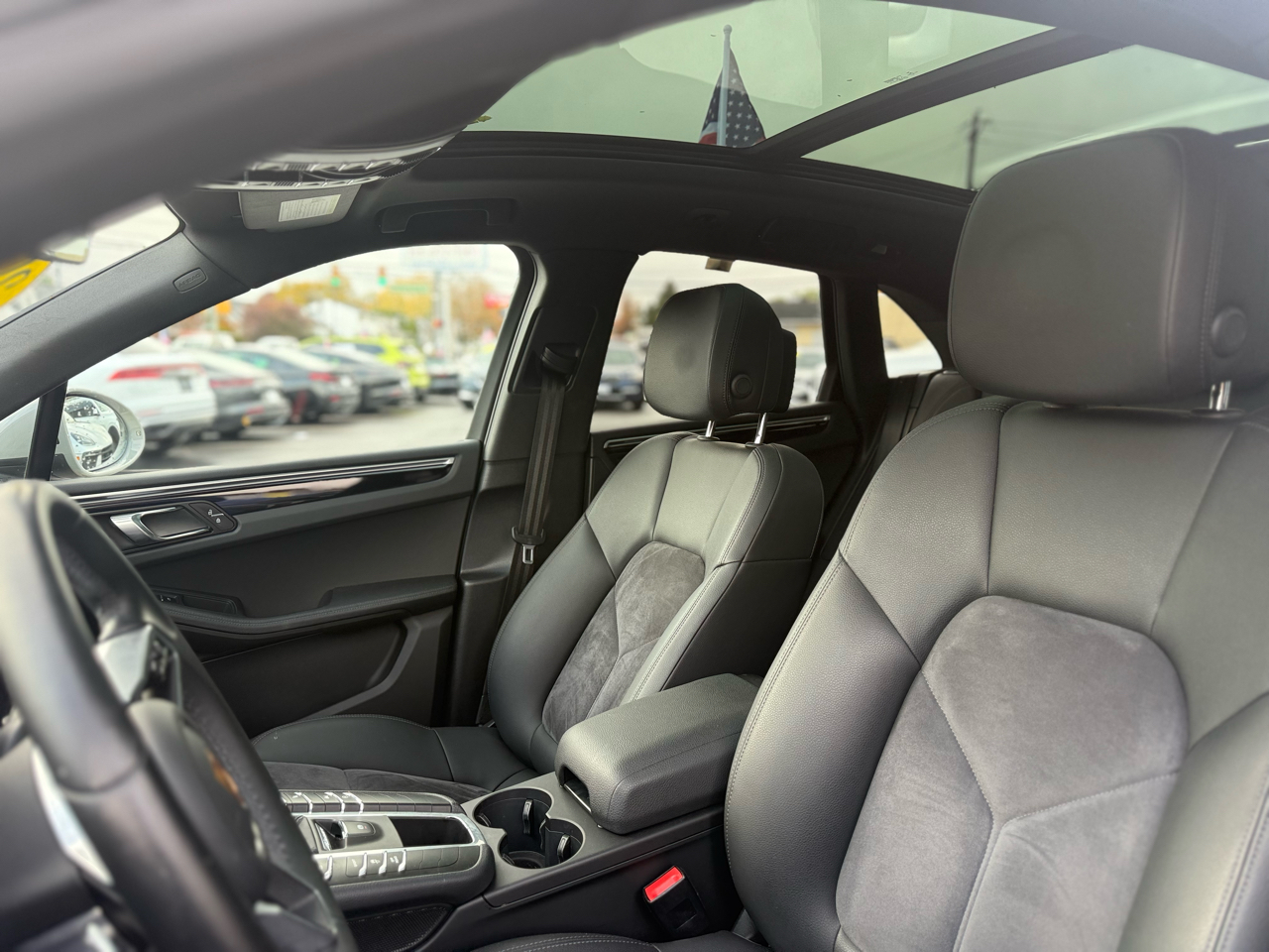 Porsche Macan AWD 2021 Porsche Macan AWD 2021