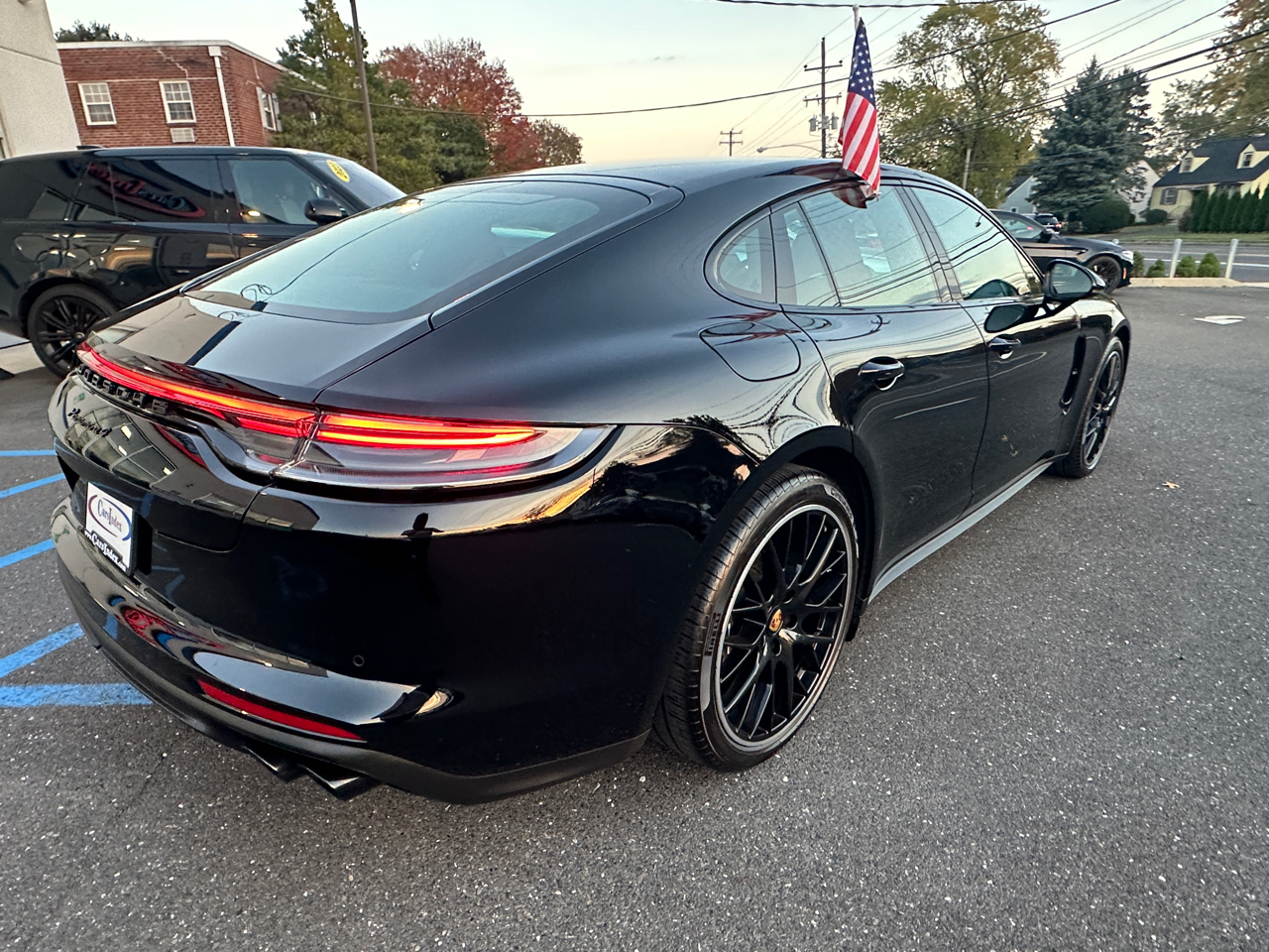Porsche Panamera 4 Platinum Edition AWD 2023 Porsche Panamera 4 Platinum Edition AWD 2023