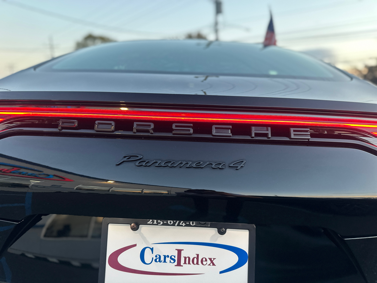 Porsche Panamera 4 Platinum Edition AWD 2023 Porsche Panamera 4 Platinum Edition AWD 2023