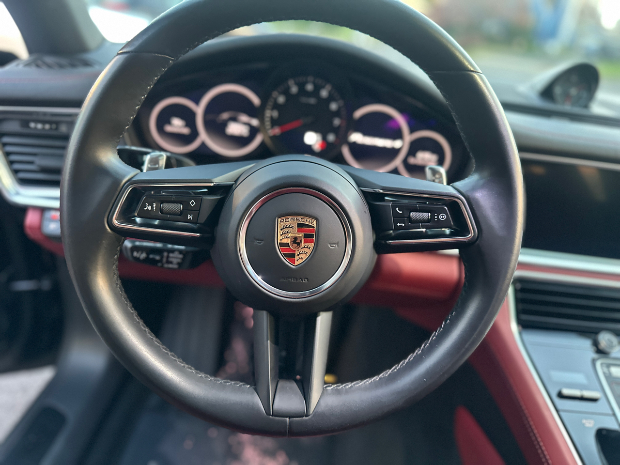 Porsche Panamera 4 Platinum Edition AWD 2023 Porsche Panamera 4 Platinum Edition AWD 2023