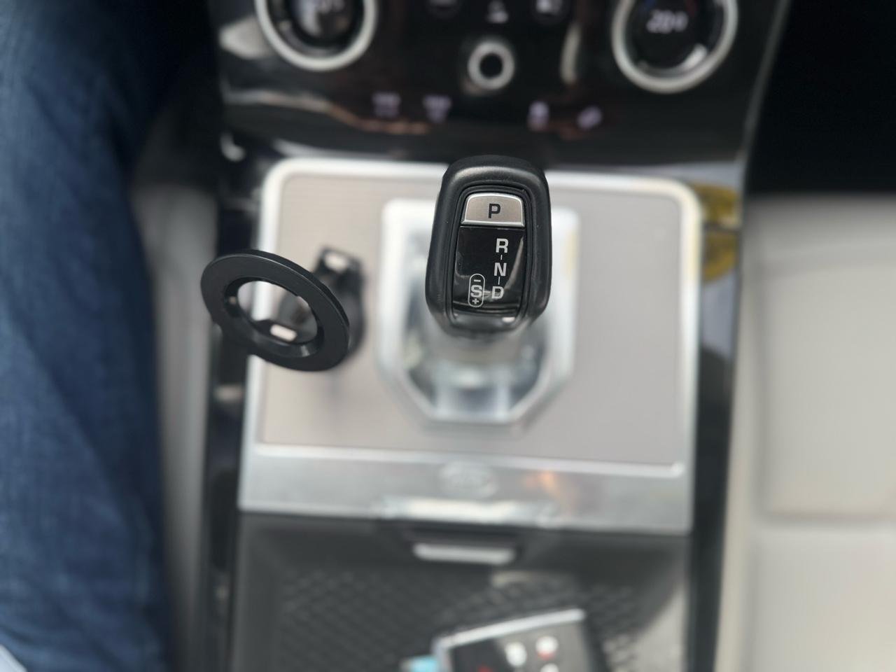 Land Rover Range Rover Evoque P250 S 2020 Land Rover Range Rover Evoque P250 S 2020