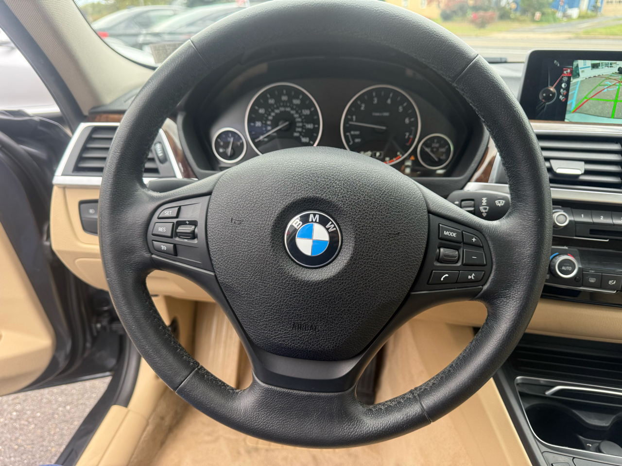 BMW 3 Series 4dr Sdn 320i xDrive AWD South Africa 2016 BMW 3 Series 4dr Sdn 320i xDrive AWD South Africa 2016