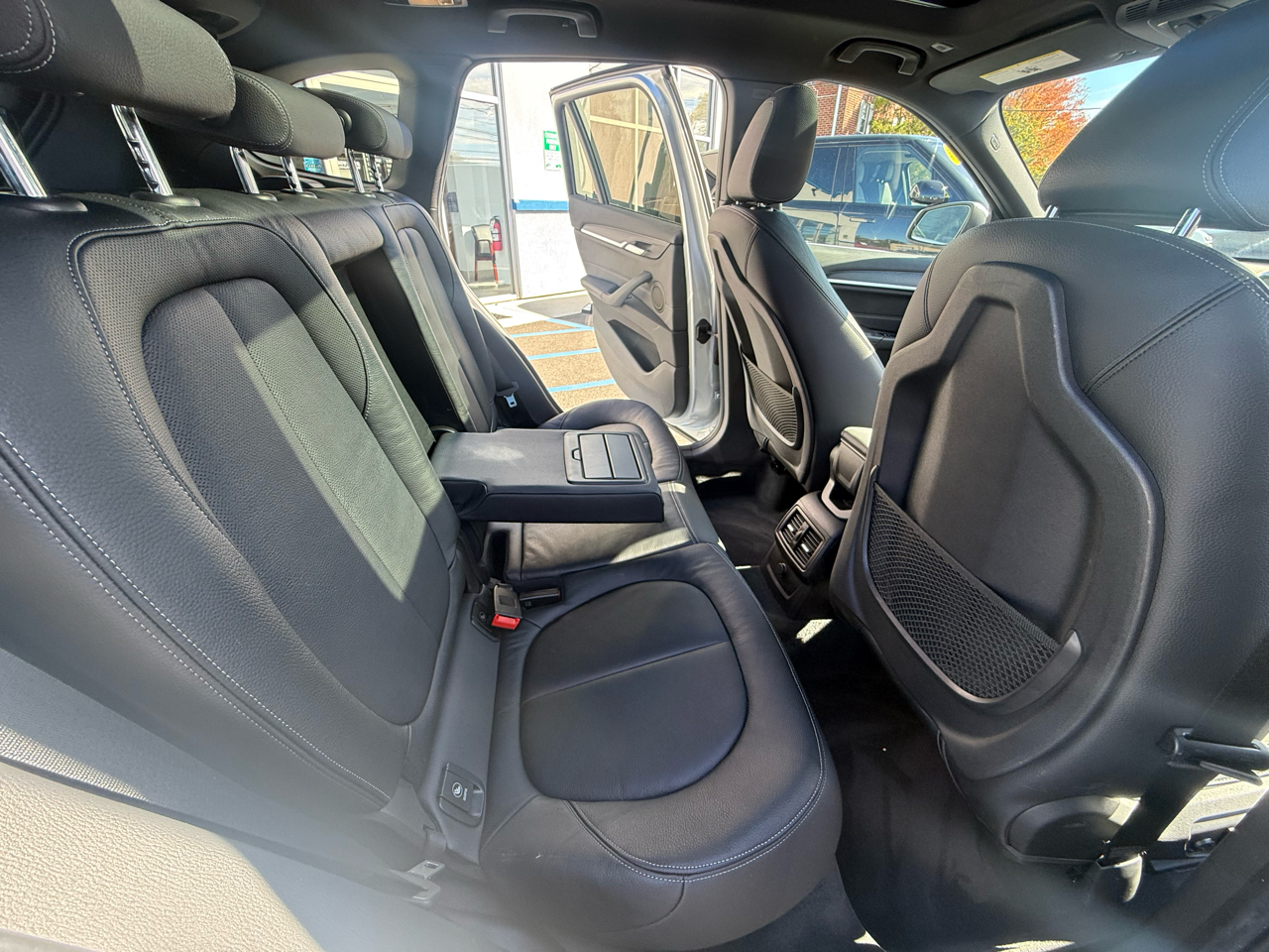 BMW X1 xDrive28i Sports Activity Vehicle Brazil 2017 BMW X1 xDrive28i Sports Activity Vehicle Brazil 2017