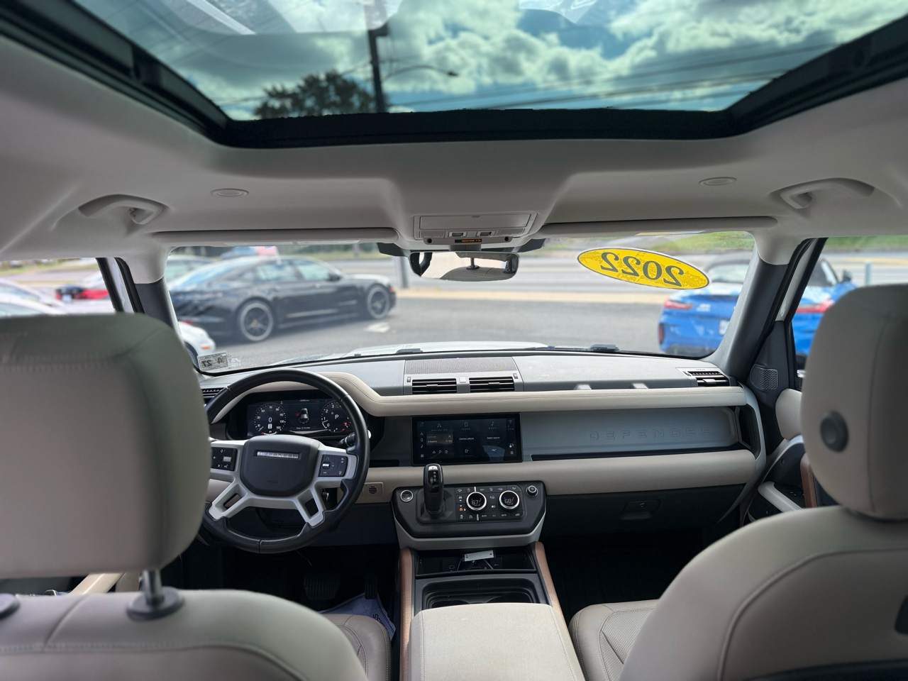 Land Rover Defender 110 SE AWD 2022 Land Rover Defender 110 SE AWD 2022