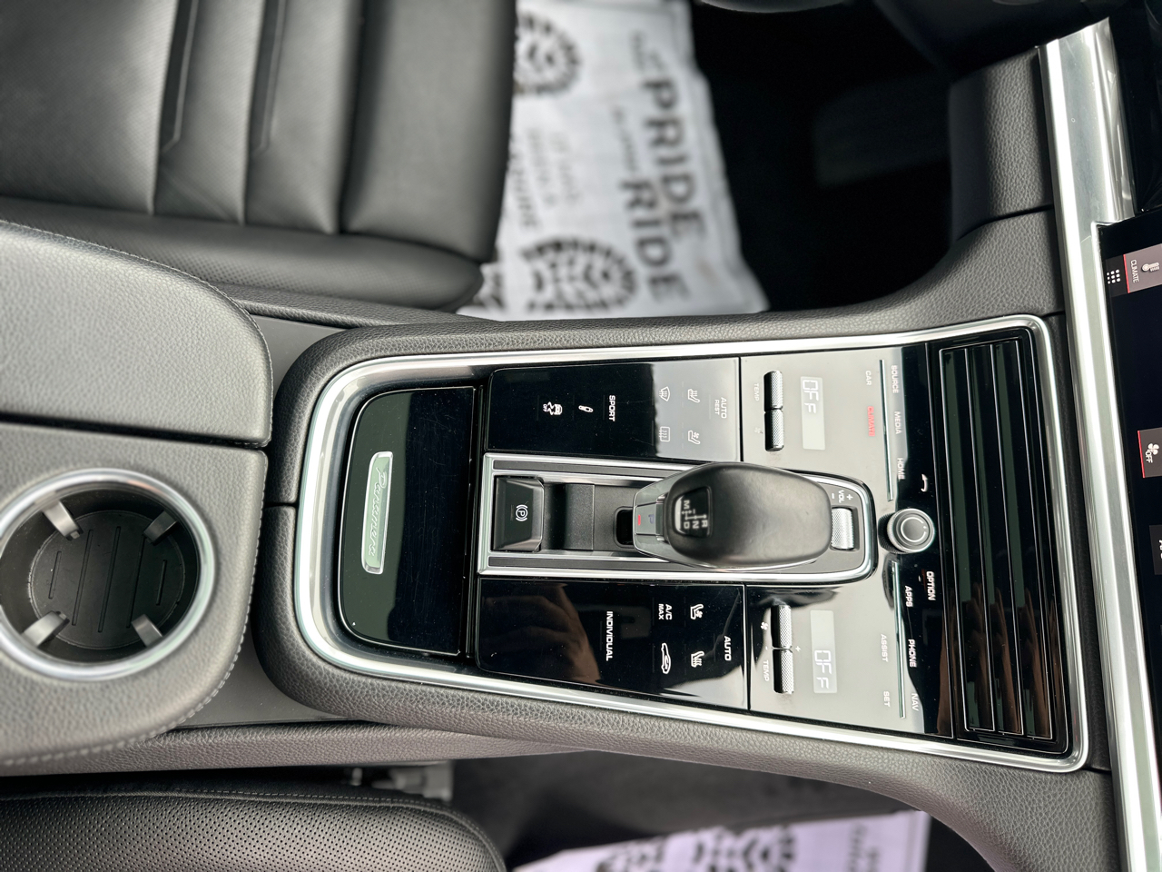 Porsche Panamera RWD 2018 Porsche Panamera RWD 2018