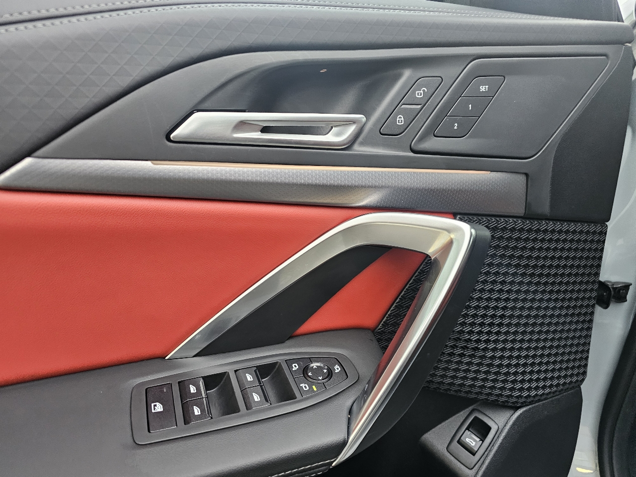 BMW X2 xDrive28i Sports Activity Coupe 2025