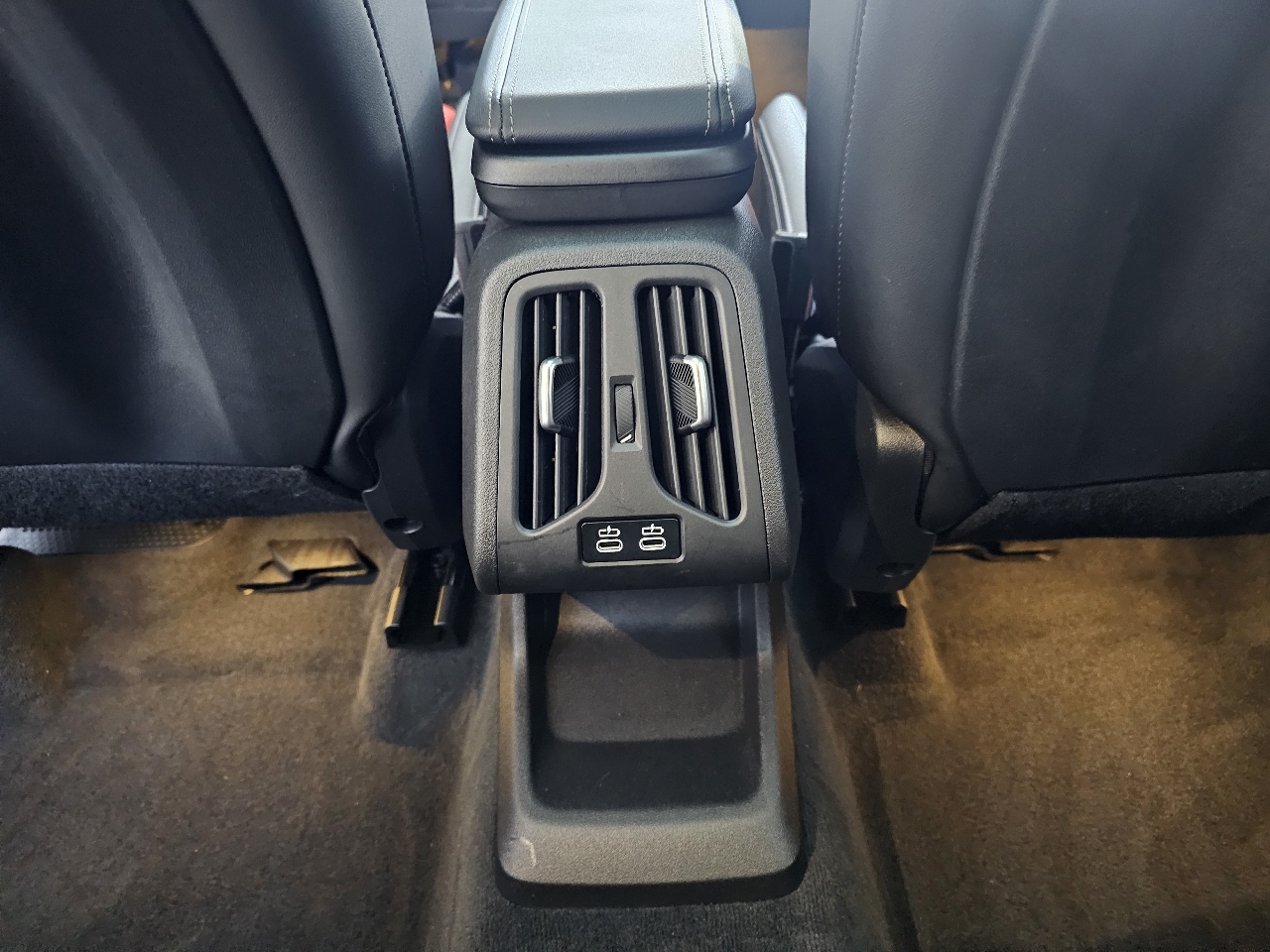 BMW X2 xDrive28i Sports Activity Coupe 2025