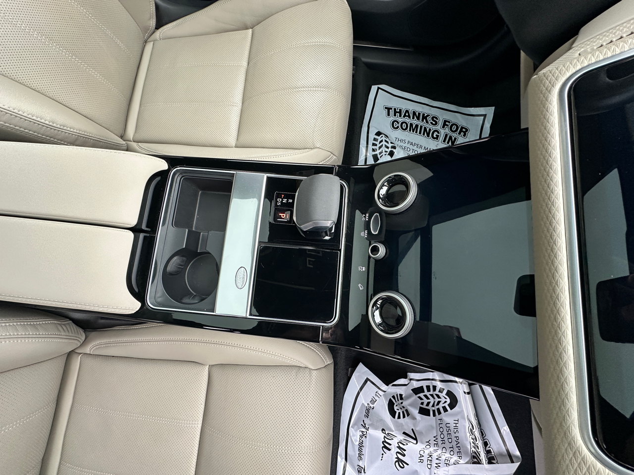 Land Rover Range Rover Velar P250 R-Dynamic S 2023