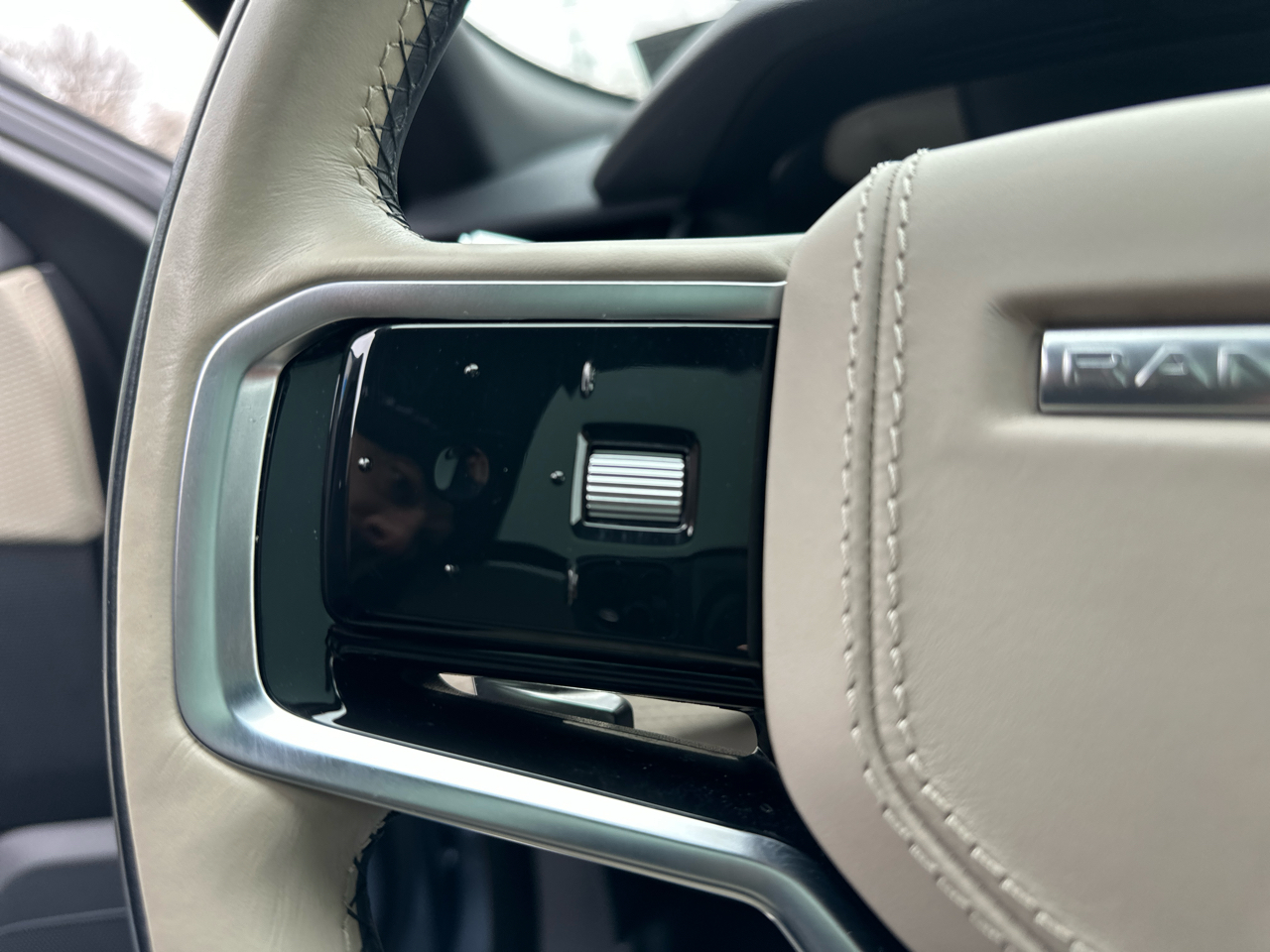 Land Rover Range Rover Velar P250 R-Dynamic S 2023