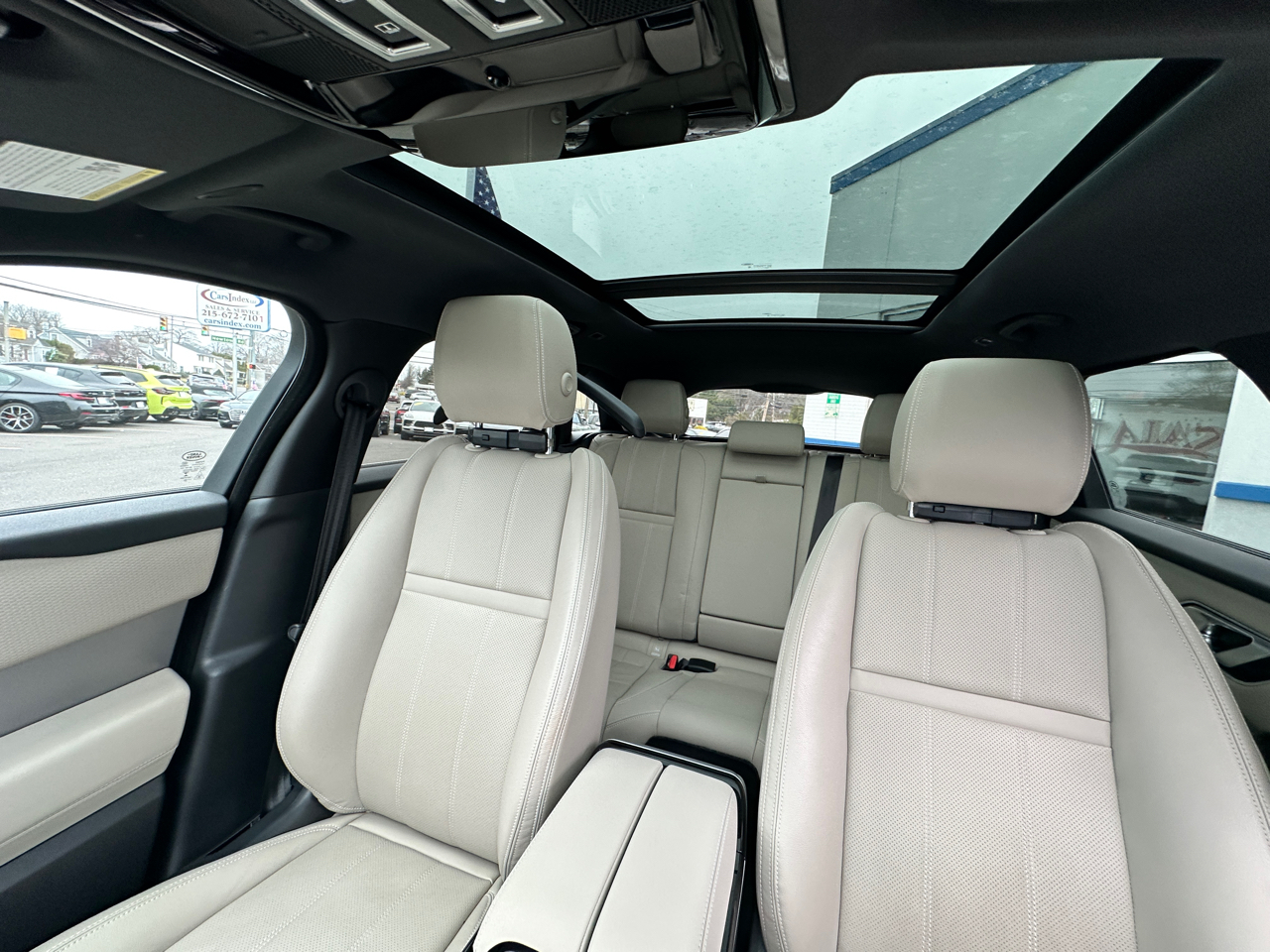 Land Rover Range Rover Velar P250 R-Dynamic S 2023