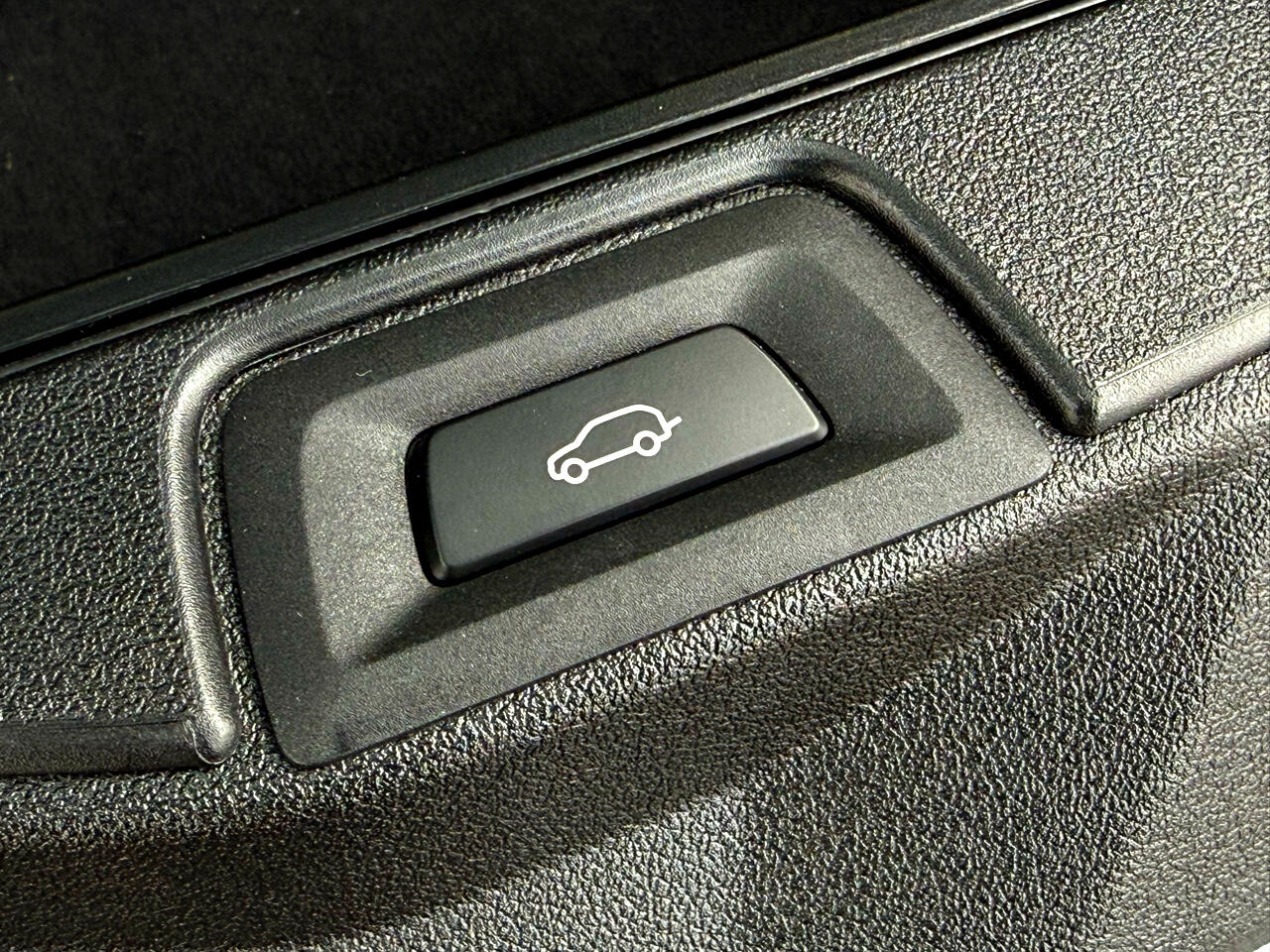 BMW X5 xDrive40i Sports Activity Vehicle 2021