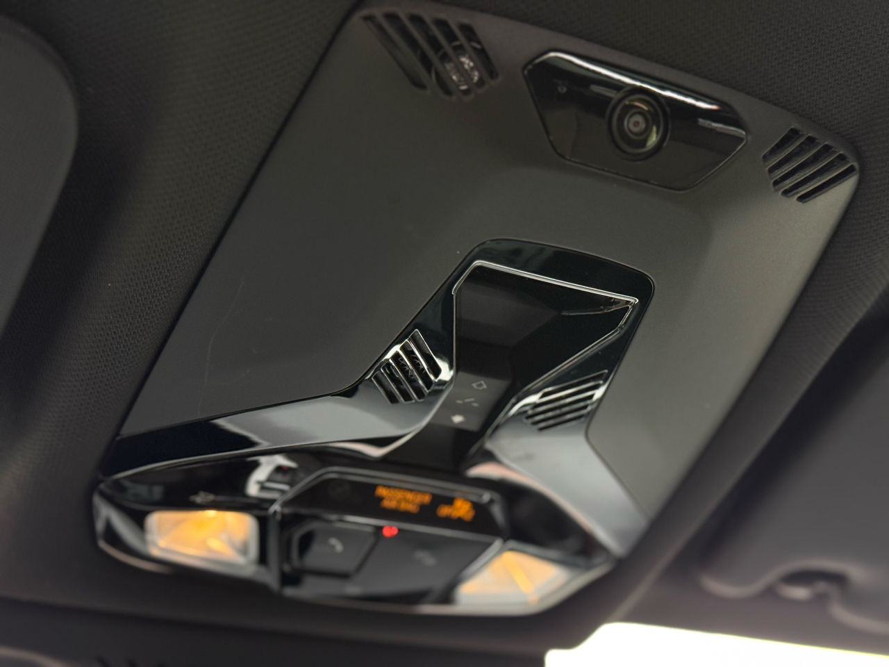 BMW X1 xDrive28i Sports Activity Vehicle 2023