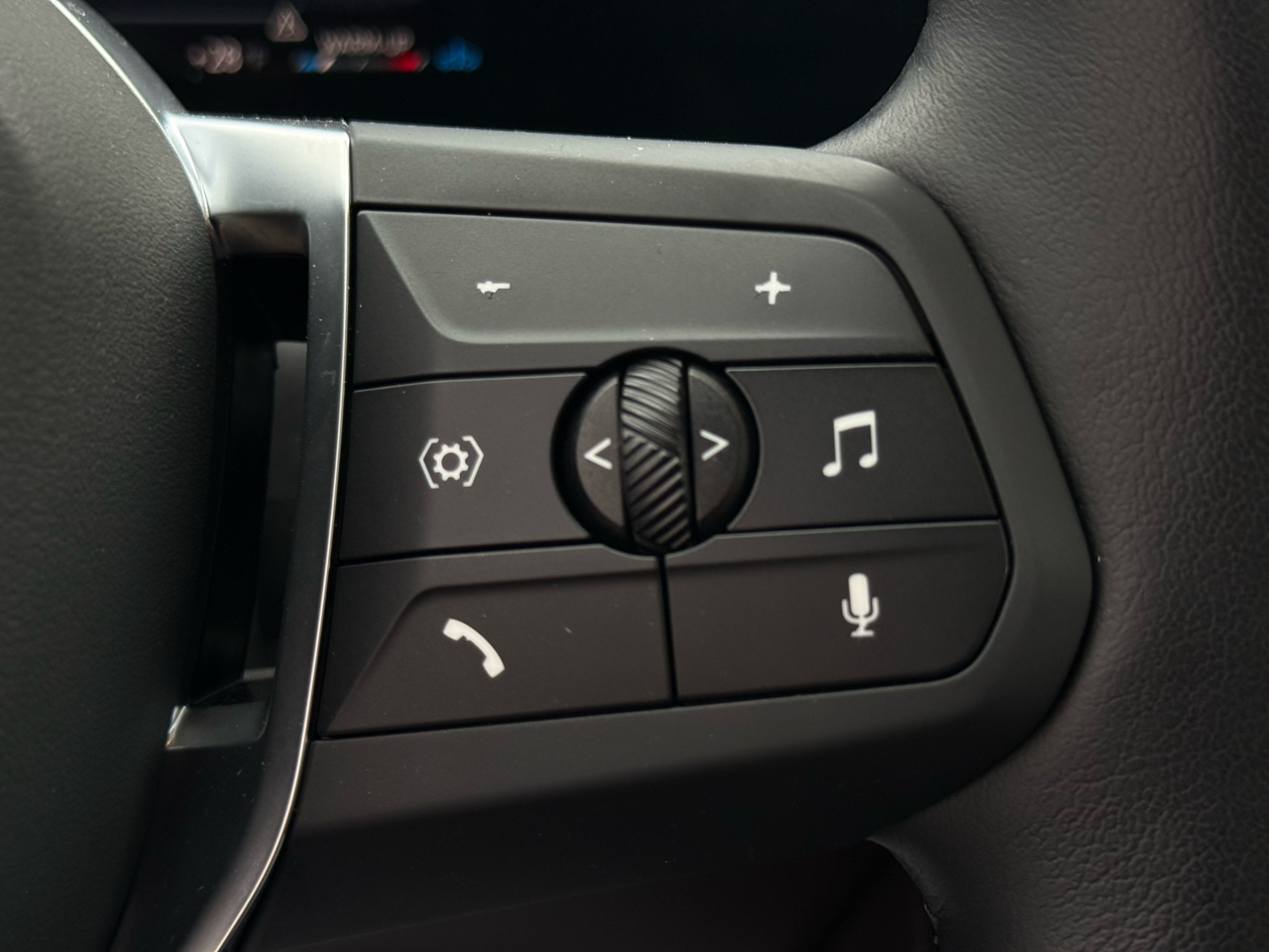 BMW X1 xDrive28i Sports Activity Vehicle 2023