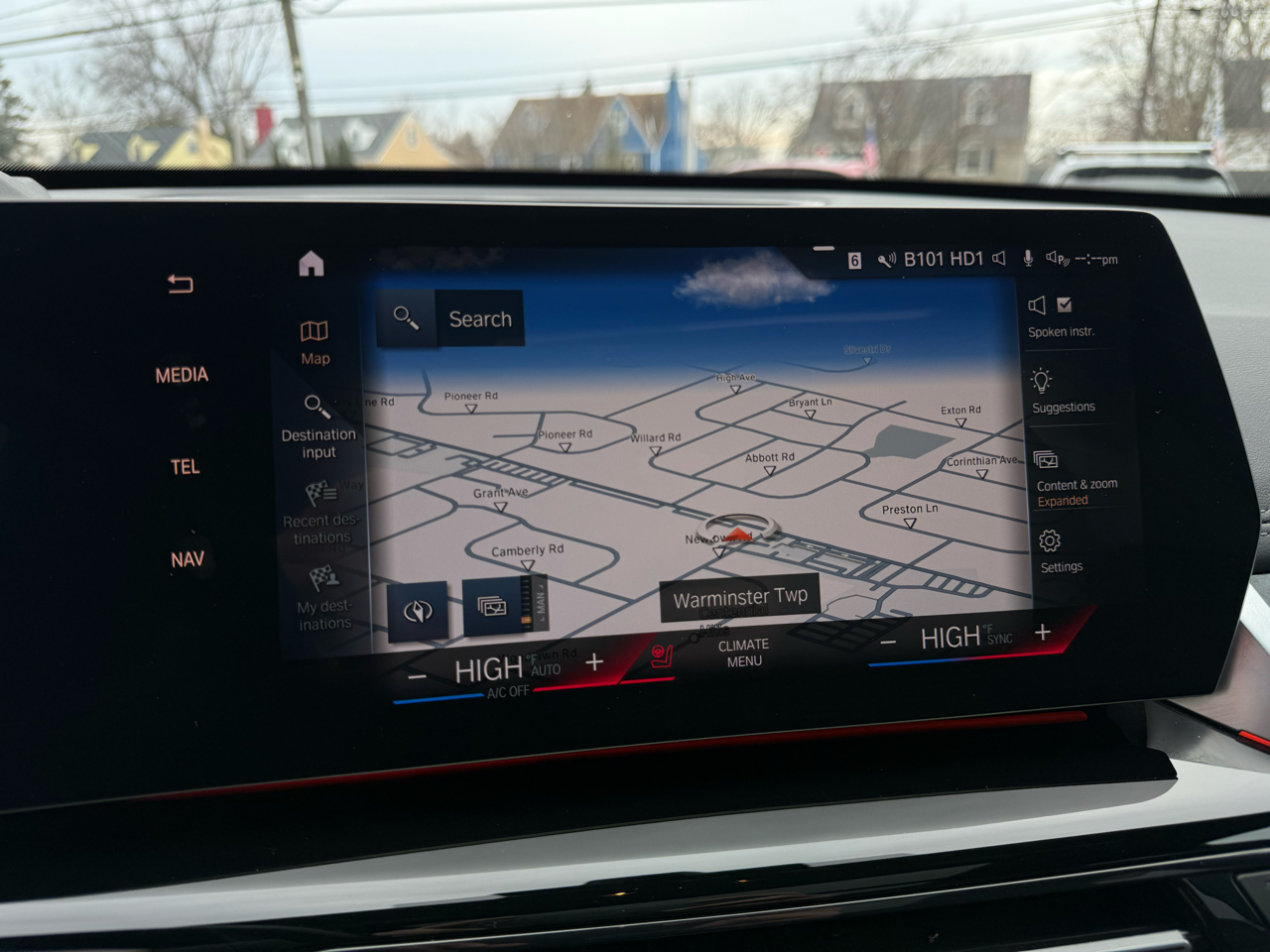 BMW X1 xDrive28i Sports Activity Vehicle 2023