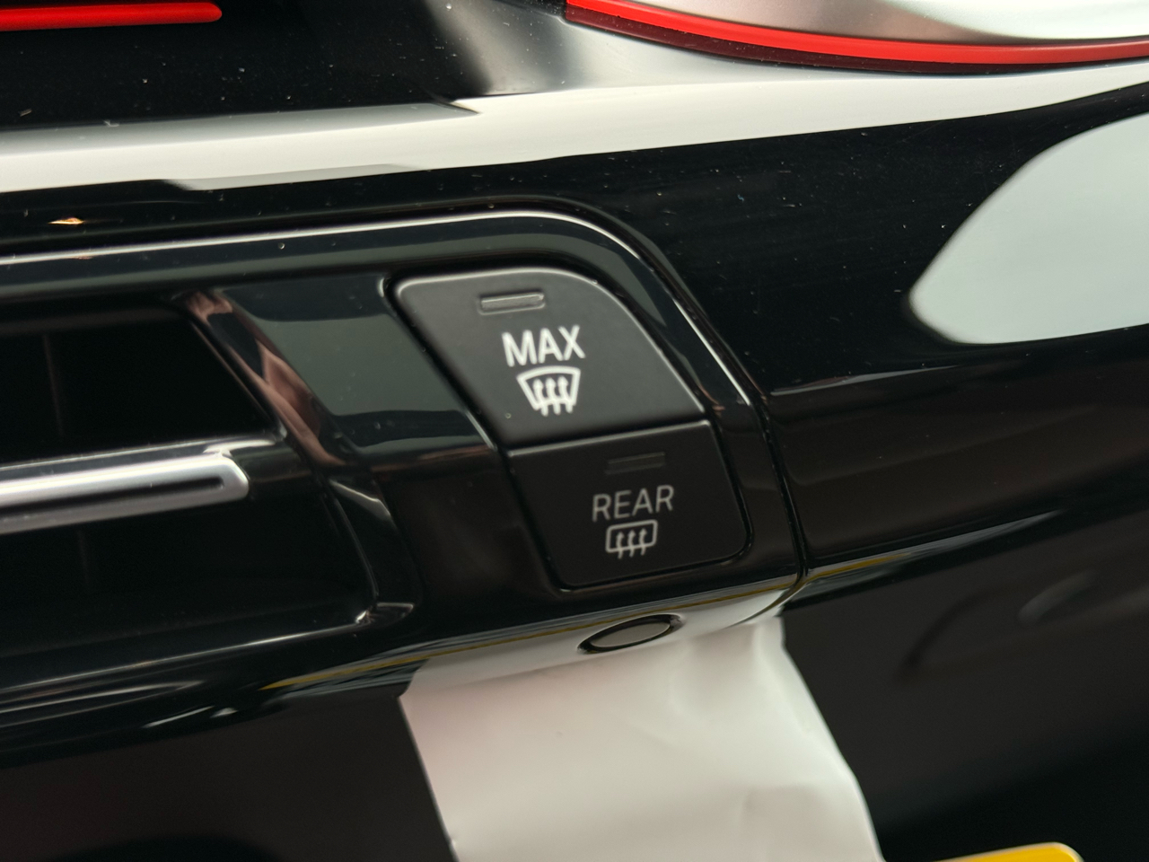 BMW X1 xDrive28i Sports Activity Vehicle 2023