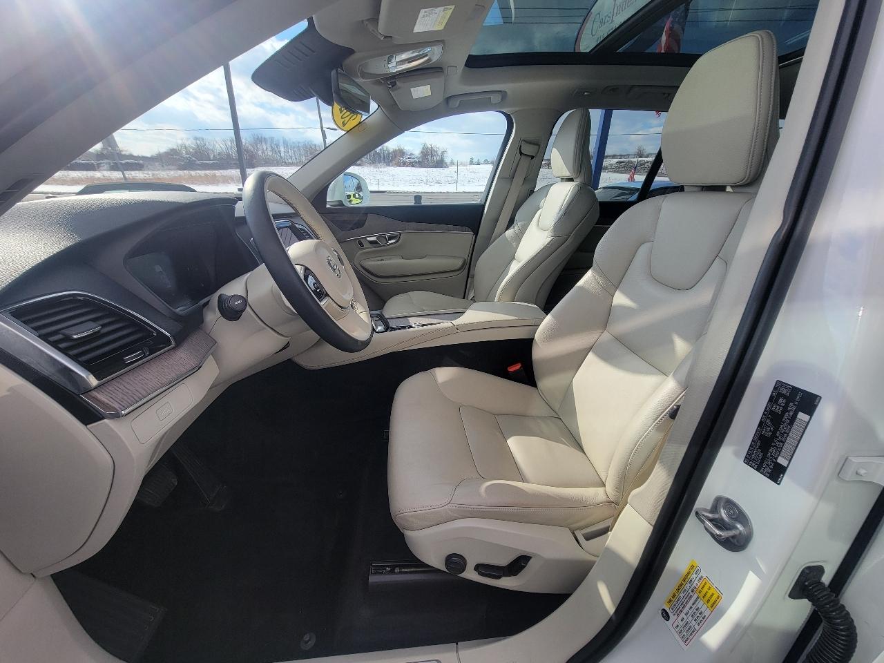 Volvo XC90 B6 AWD Plus 7P 2023