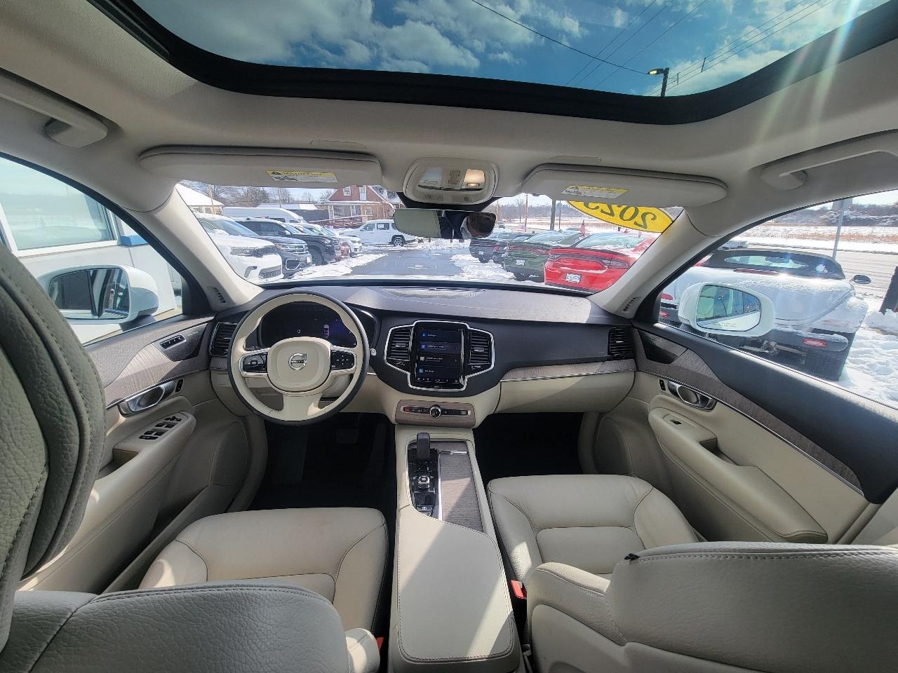 Volvo XC90 B6 AWD Plus 7P 2023