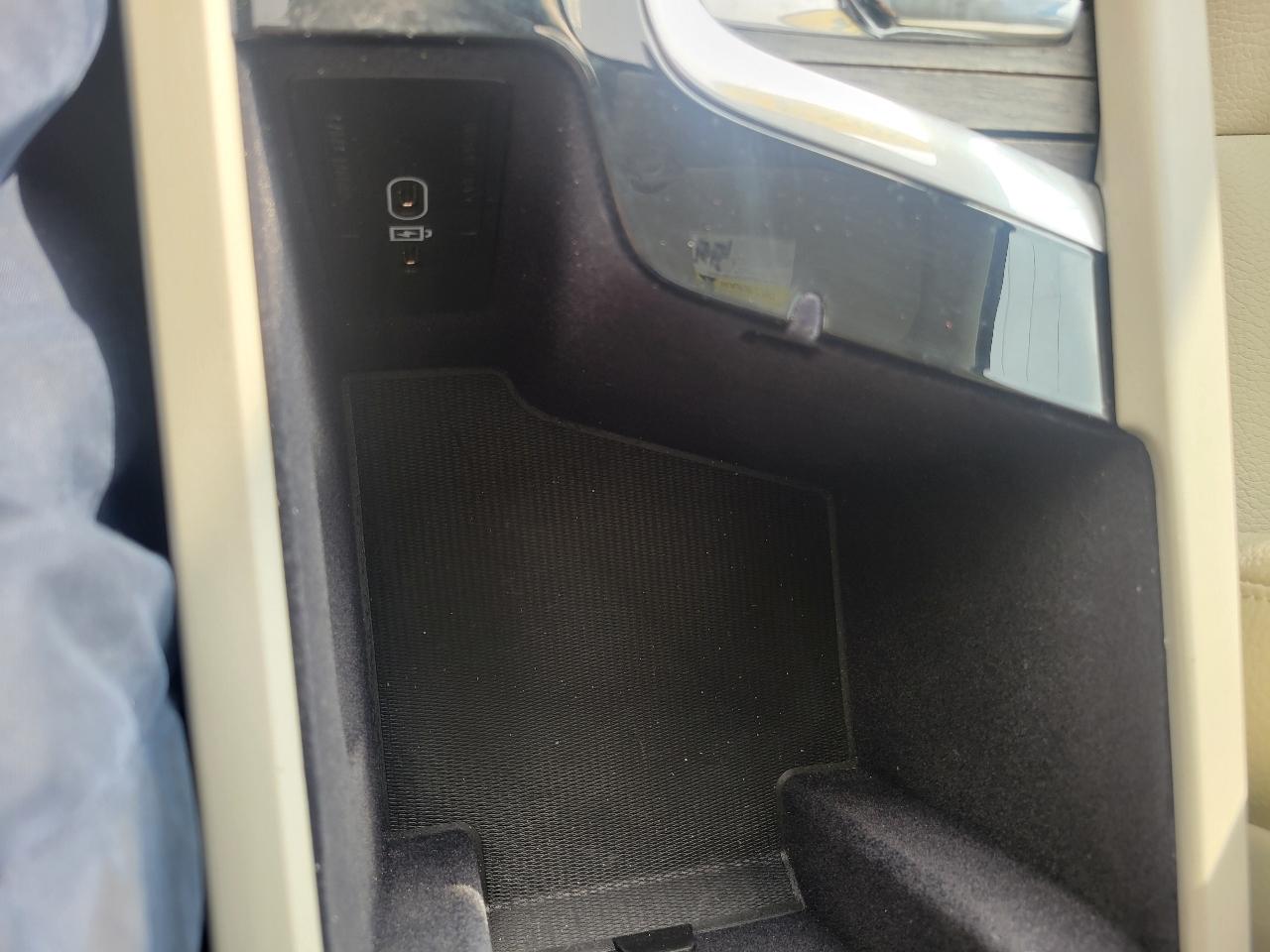 Volvo XC90 B6 AWD Plus 7P 2023