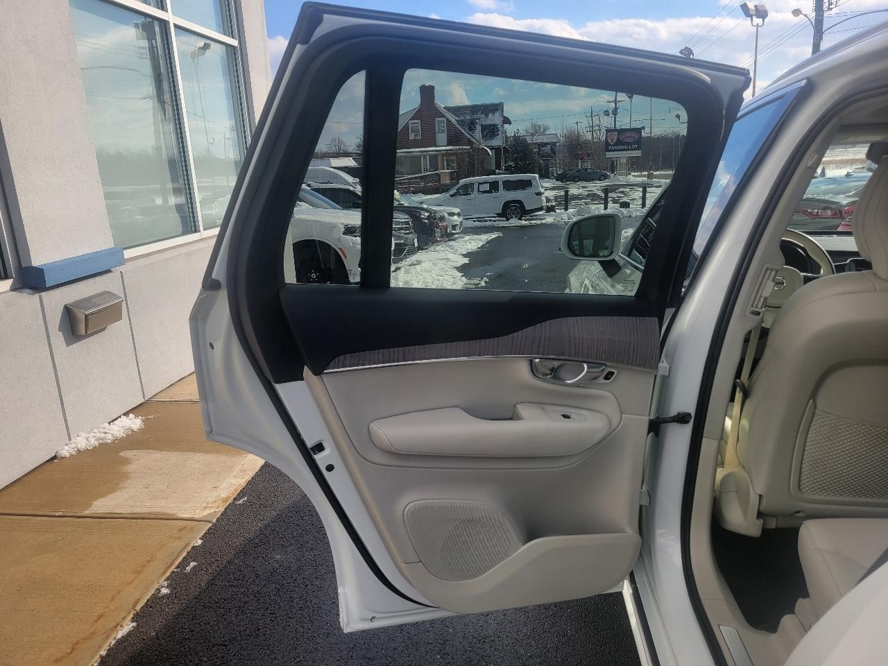 Volvo XC90 B6 AWD Plus 7P 2023