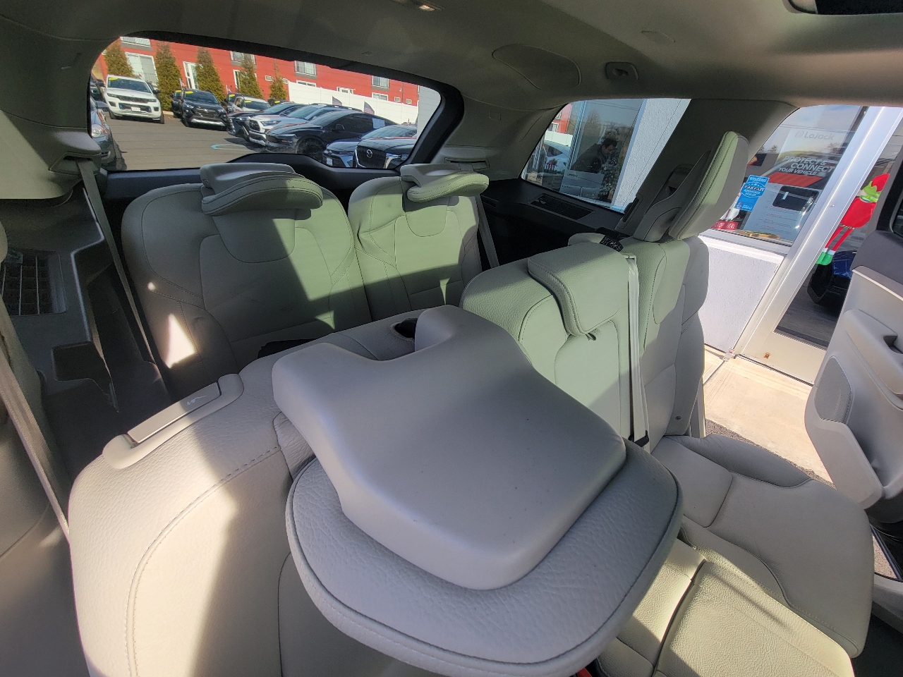 Volvo XC90 B6 AWD Plus Bright Theme 7P 2023