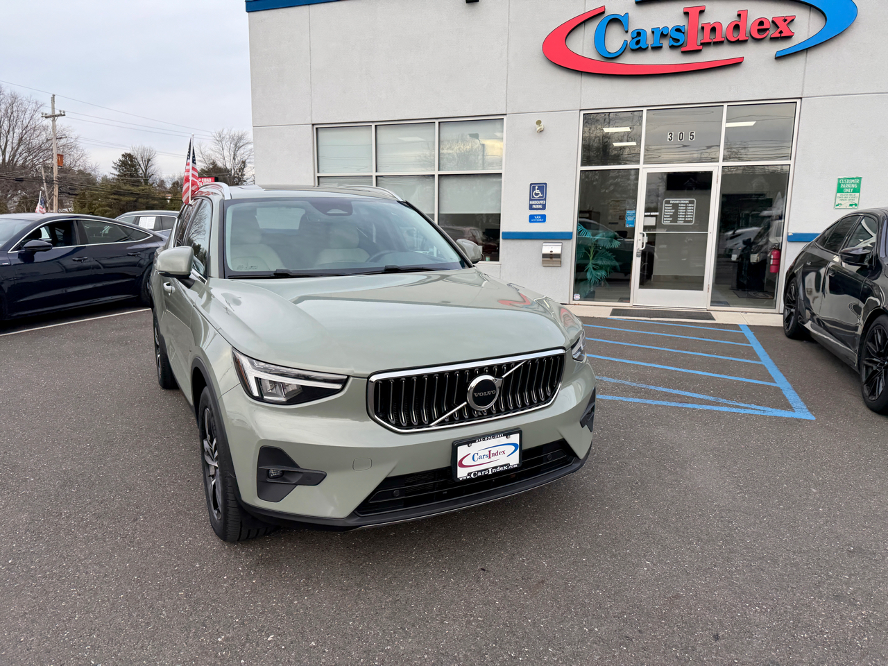 Volvo XC40 B5 AWD Plus Bright Theme 2023