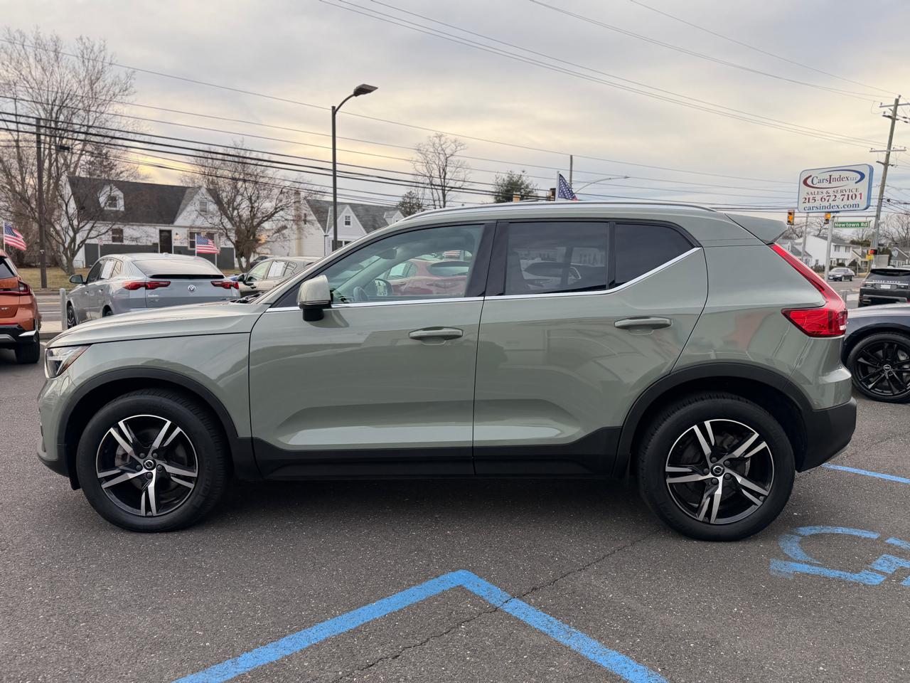 Volvo XC40 B5 AWD Plus Bright Theme 2023