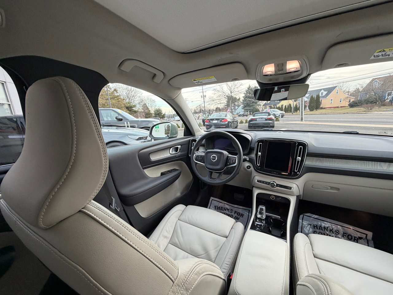 Volvo XC40 B5 AWD Plus Bright Theme 2023