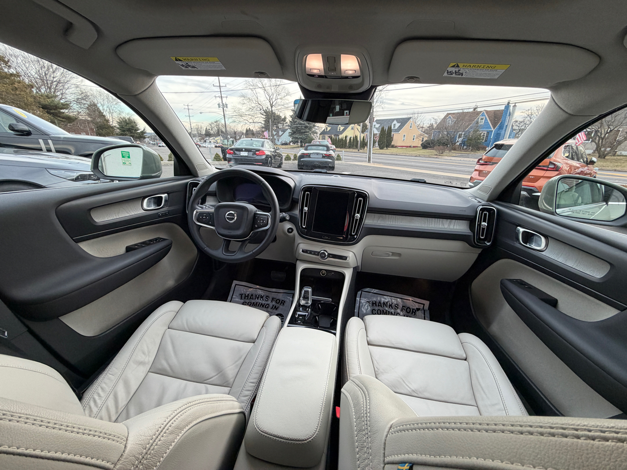 Volvo XC40 B5 AWD Plus Bright Theme 2023