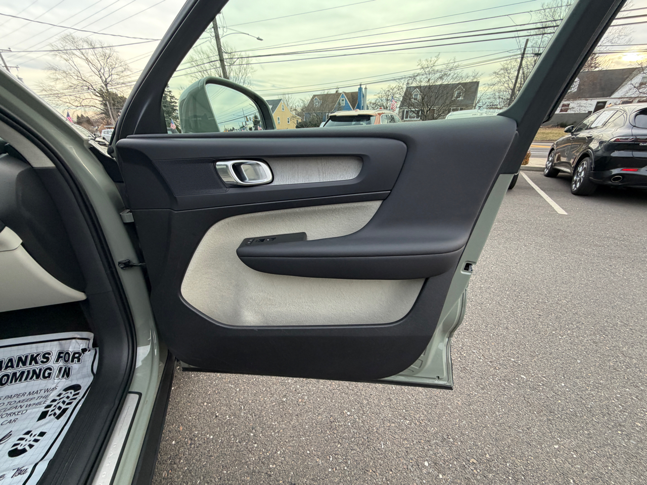 Volvo XC40 B5 AWD Plus Bright Theme 2023