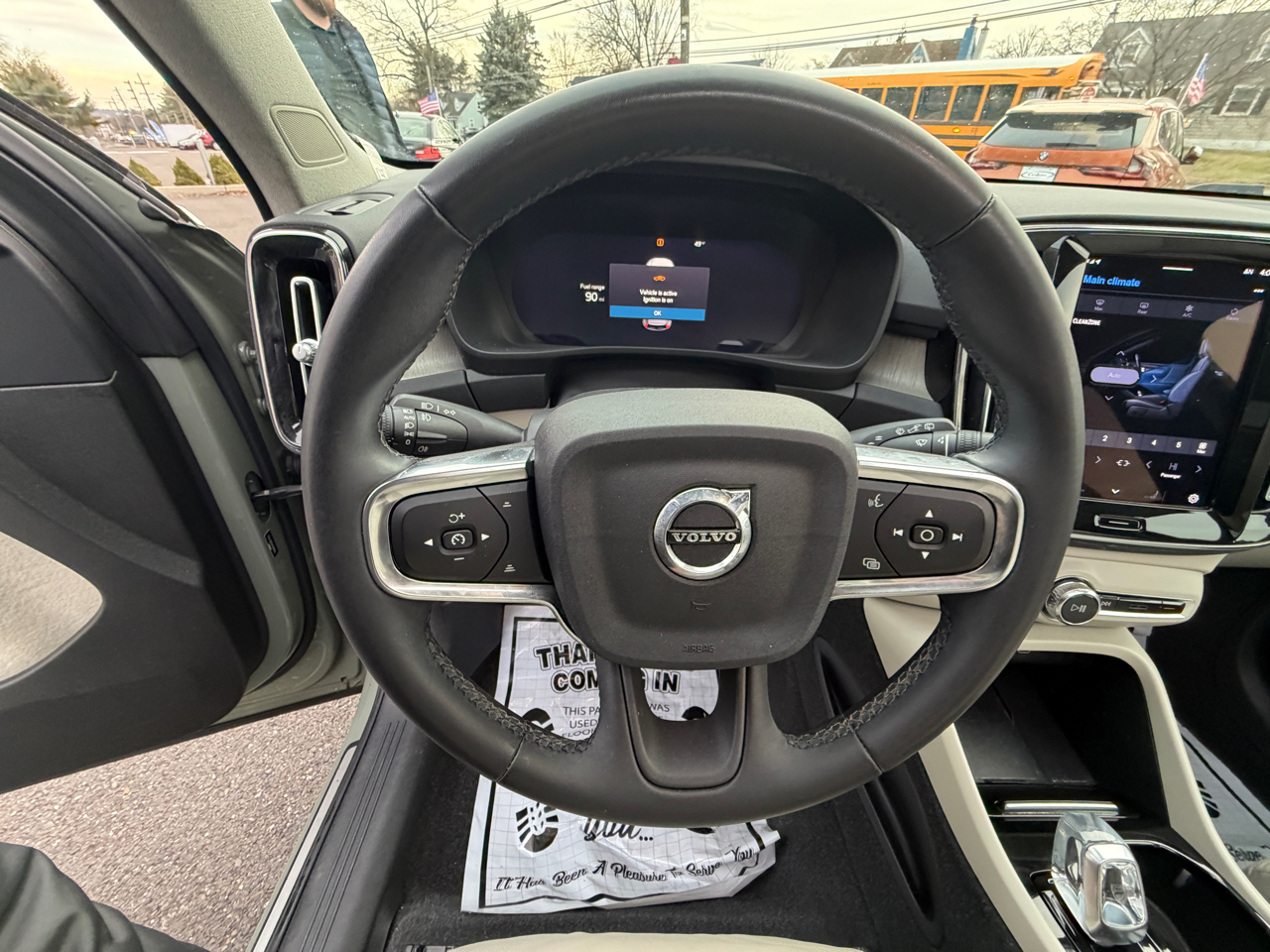 Volvo XC40 B5 AWD Plus Bright Theme 2023