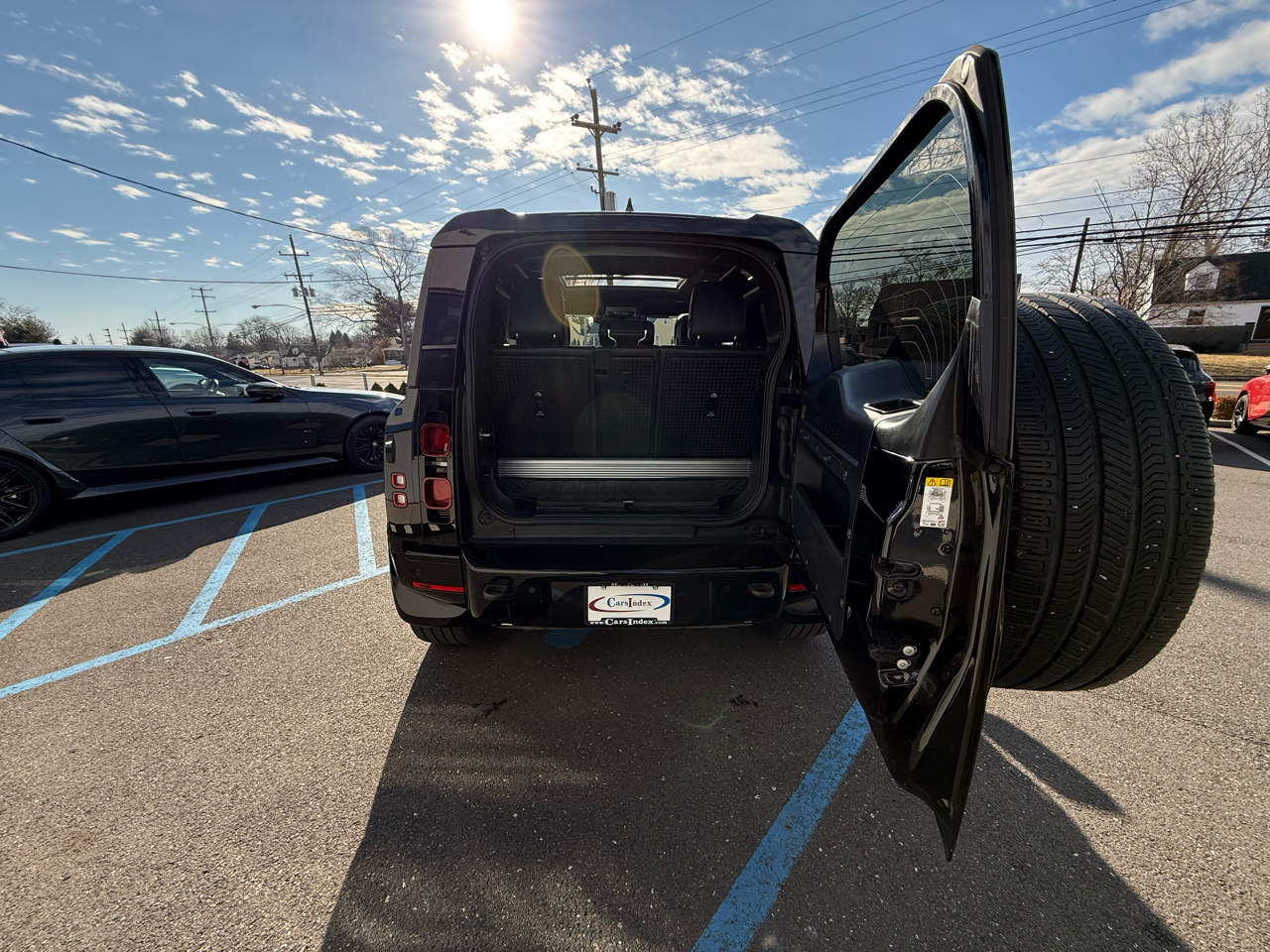 Land Rover Defender 90 X-Dynamic HSE AWD 2022