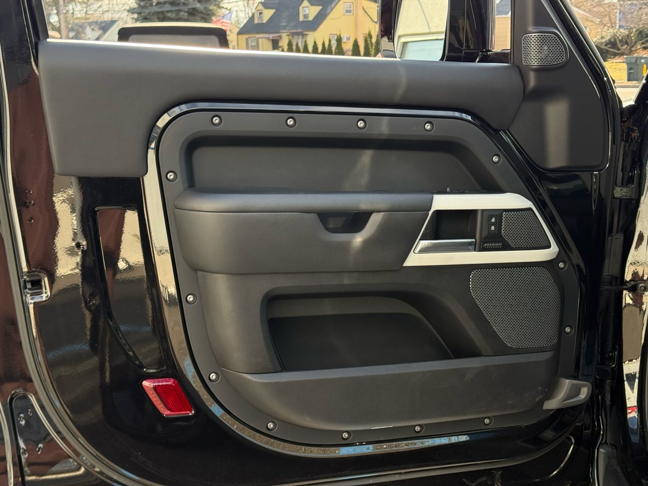 Land Rover Defender 90 X-Dynamic HSE AWD 2022