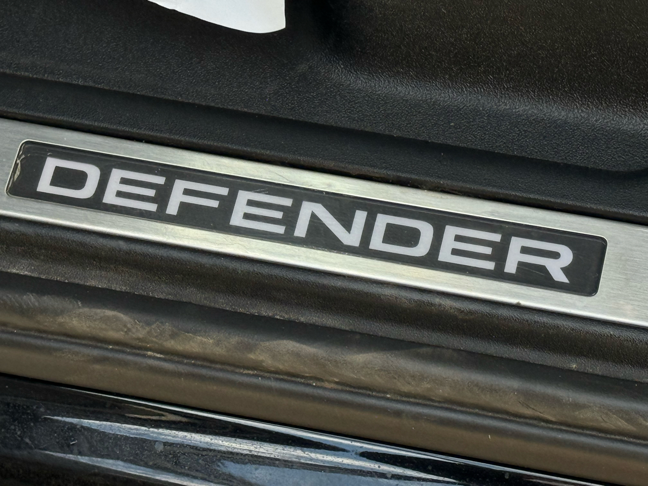 Land Rover Defender 90 X-Dynamic HSE AWD 2022