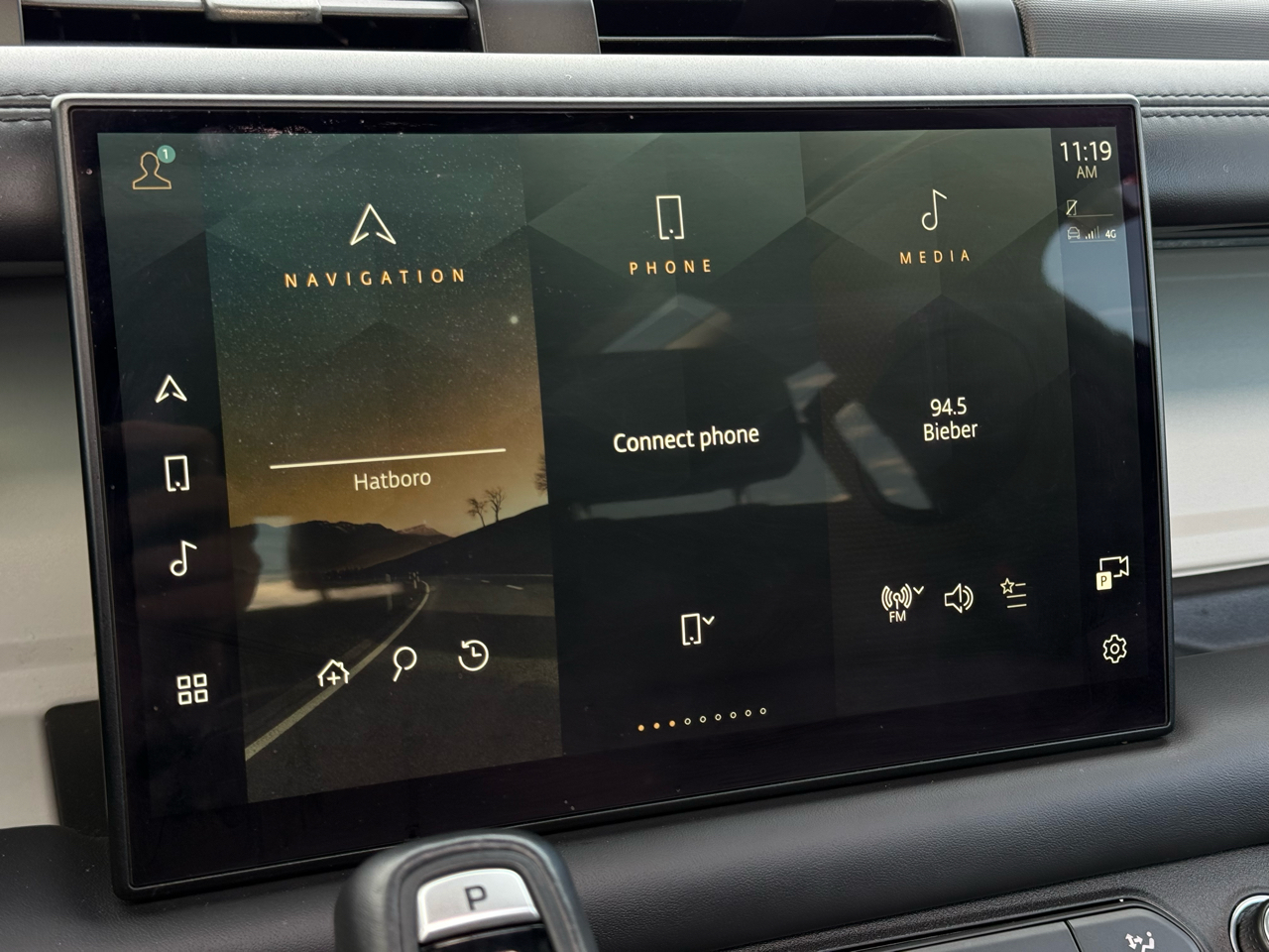 Land Rover Defender 90 X-Dynamic HSE AWD 2022