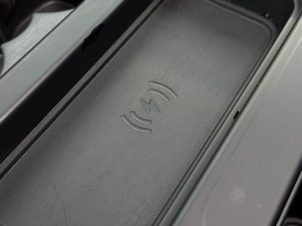 Land Rover Defender 90 X-Dynamic HSE AWD 2022