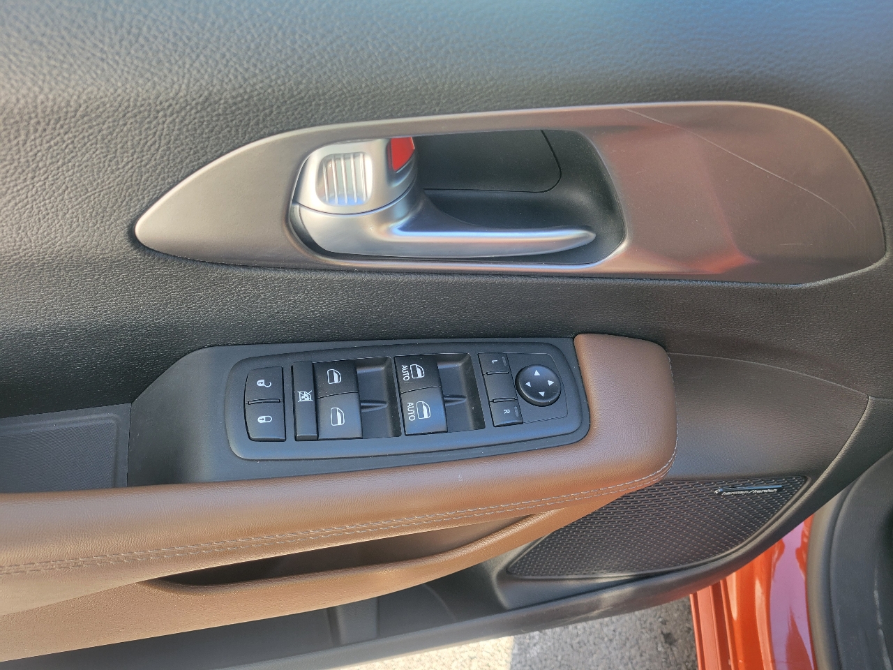 Chrysler Pacifica Hybrid Limited FWD 2018