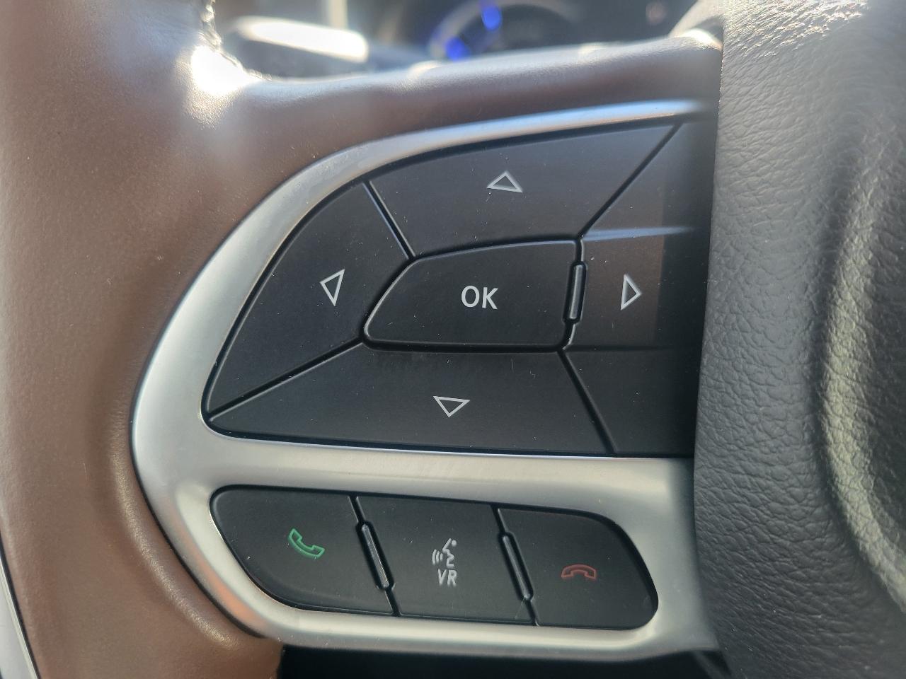 Chrysler Pacifica Hybrid Limited FWD 2018